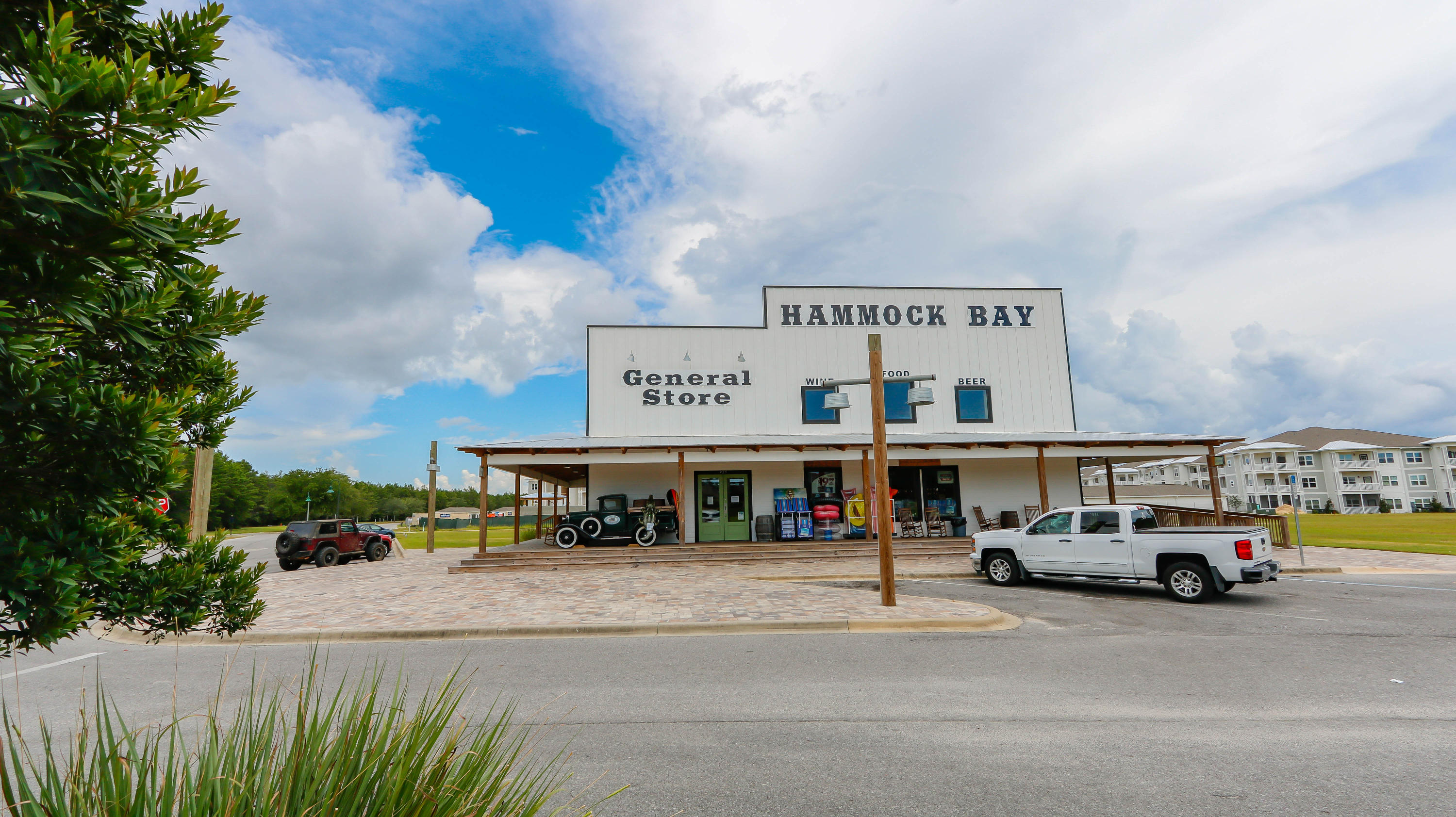 HAMMOCK BAY - Residential