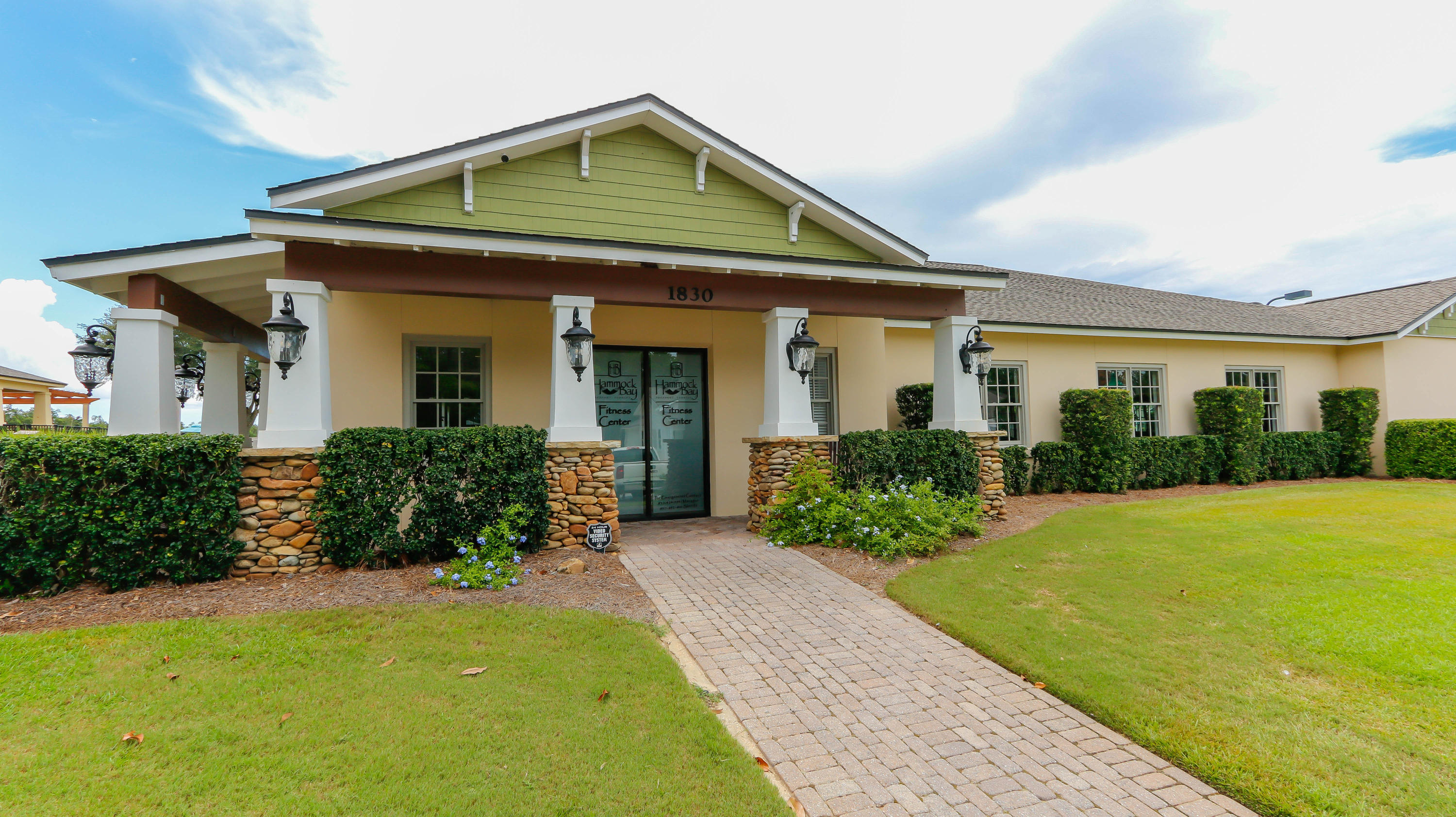 HAMMOCK BAY - Residential