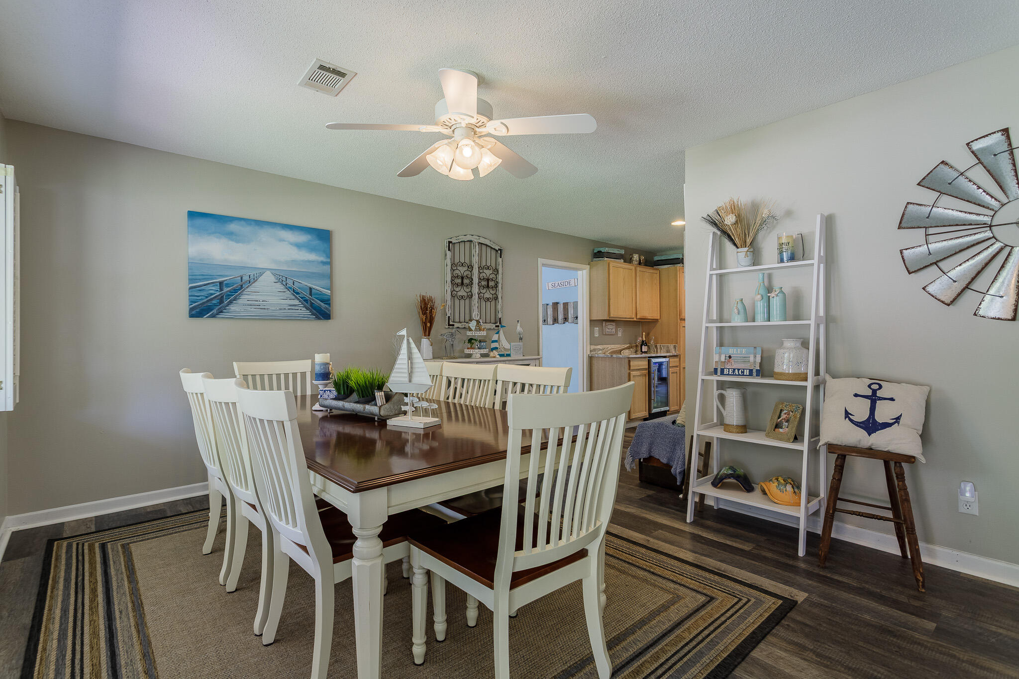 PINE CREST HILLS S/D LOT 5 BLK H - Residential