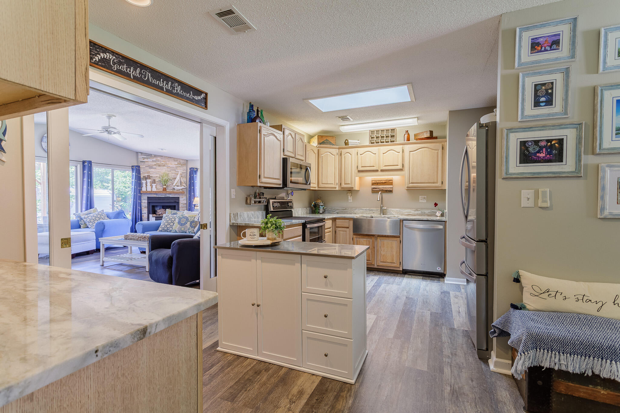 PINE CREST HILLS S/D LOT 5 BLK H - Residential