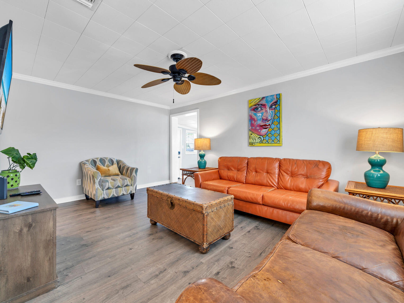 LAGUNA BEACH 4TH ADDN - Residential