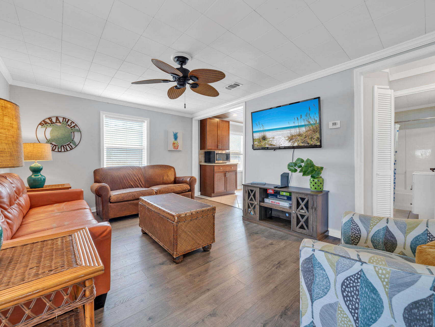 LAGUNA BEACH 4TH ADDN - Residential
