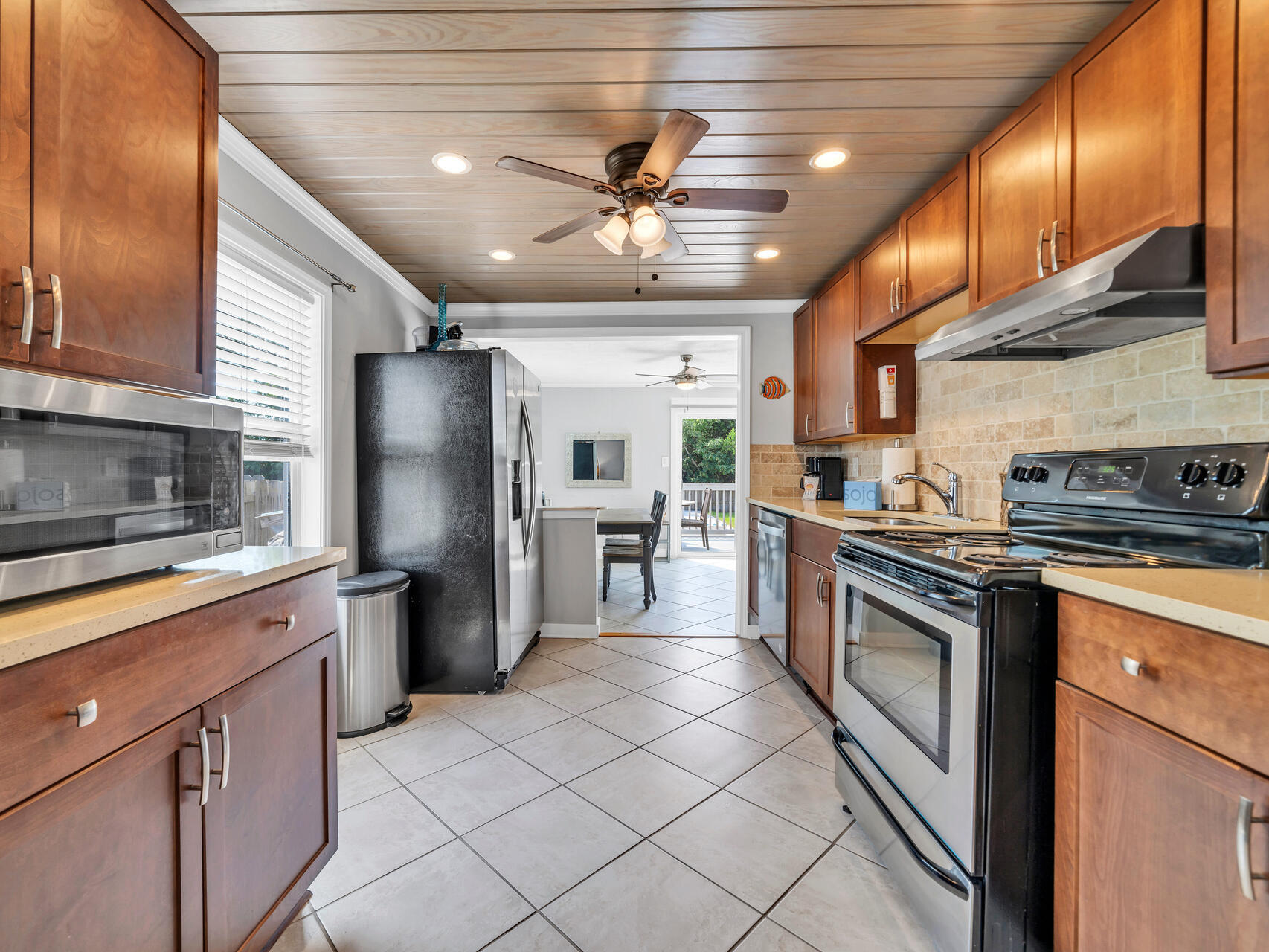 LAGUNA BEACH 4TH ADDN - Residential