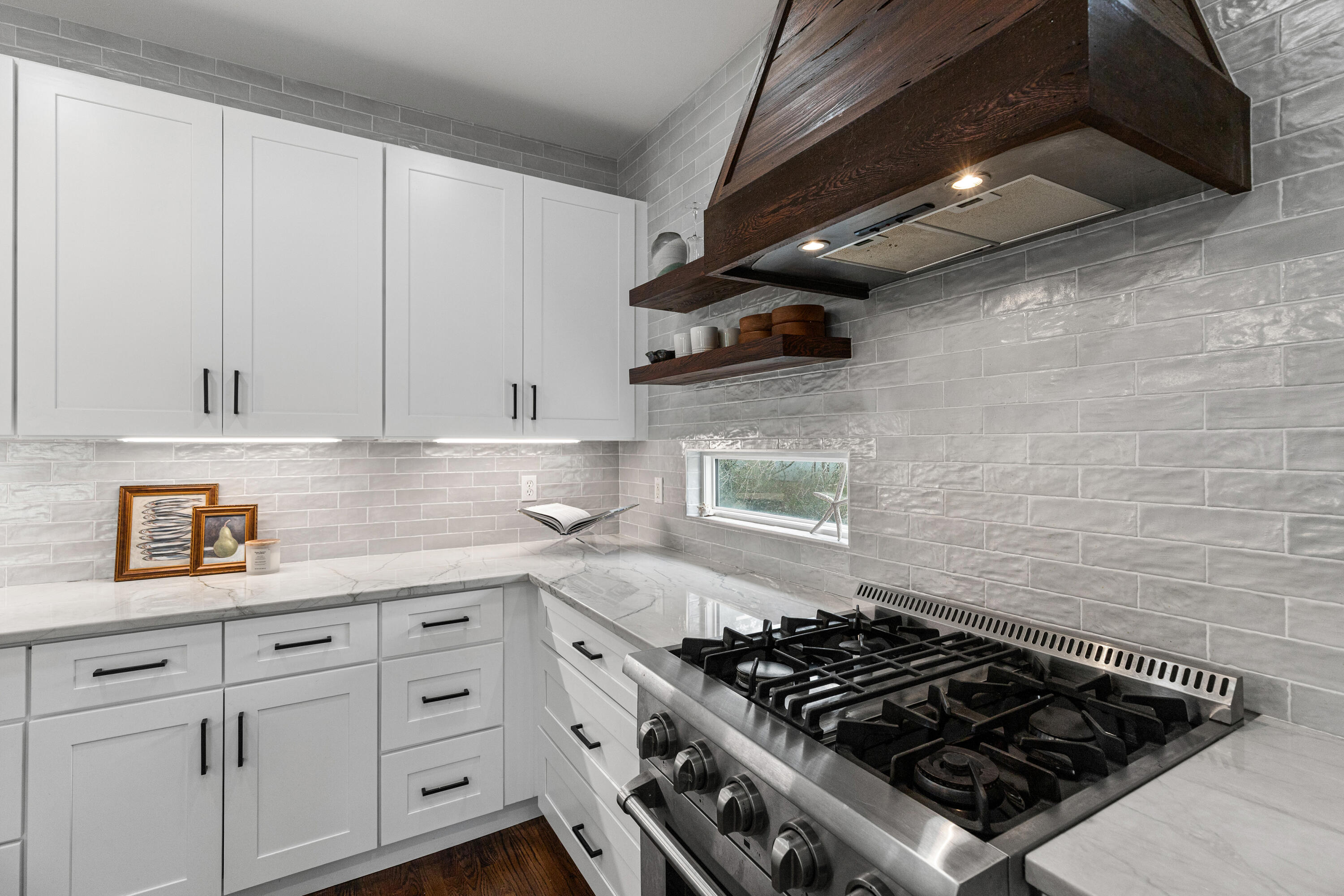 PINES OF BLUE MOUNTAIN - Residential