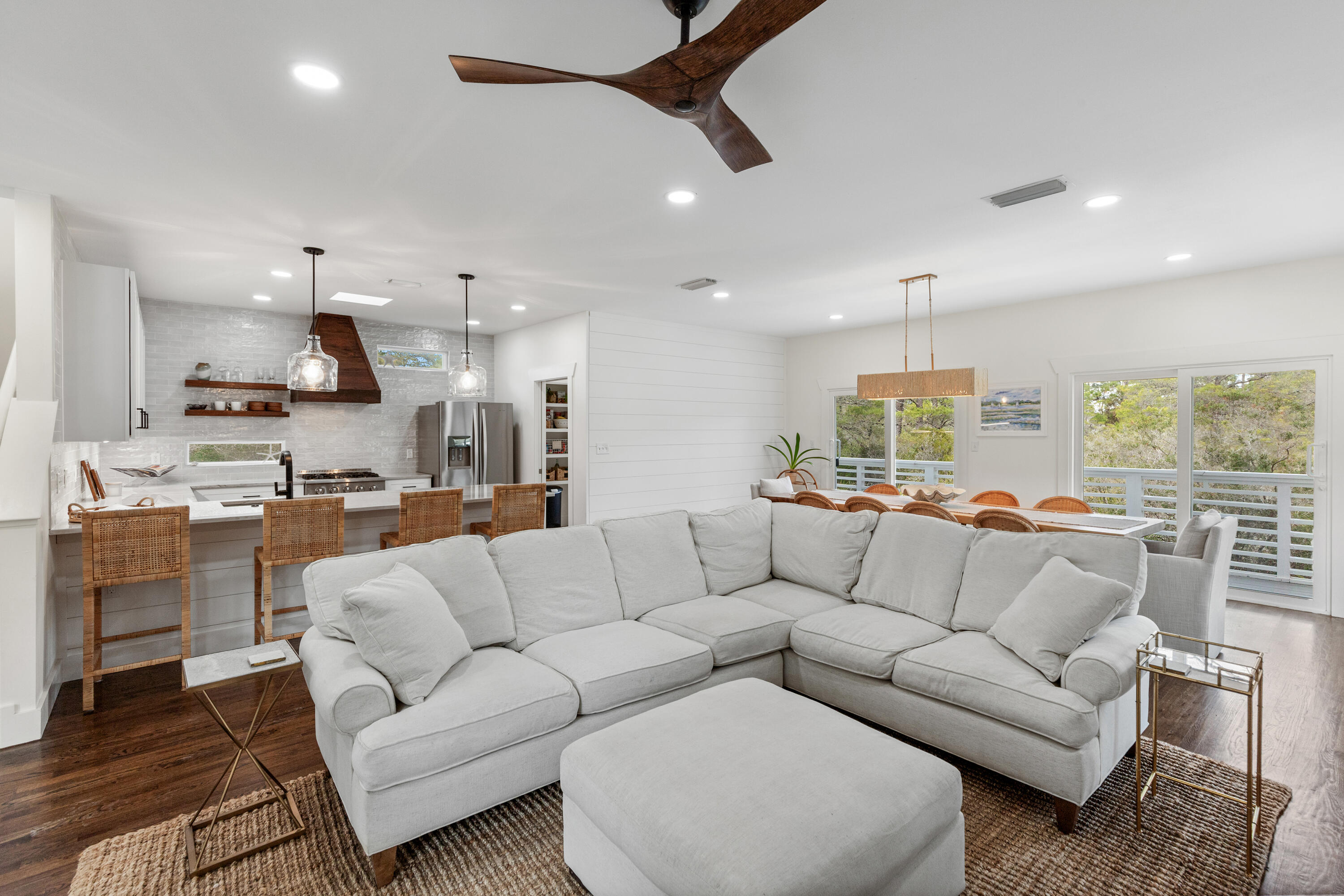 PINES OF BLUE MOUNTAIN - Residential