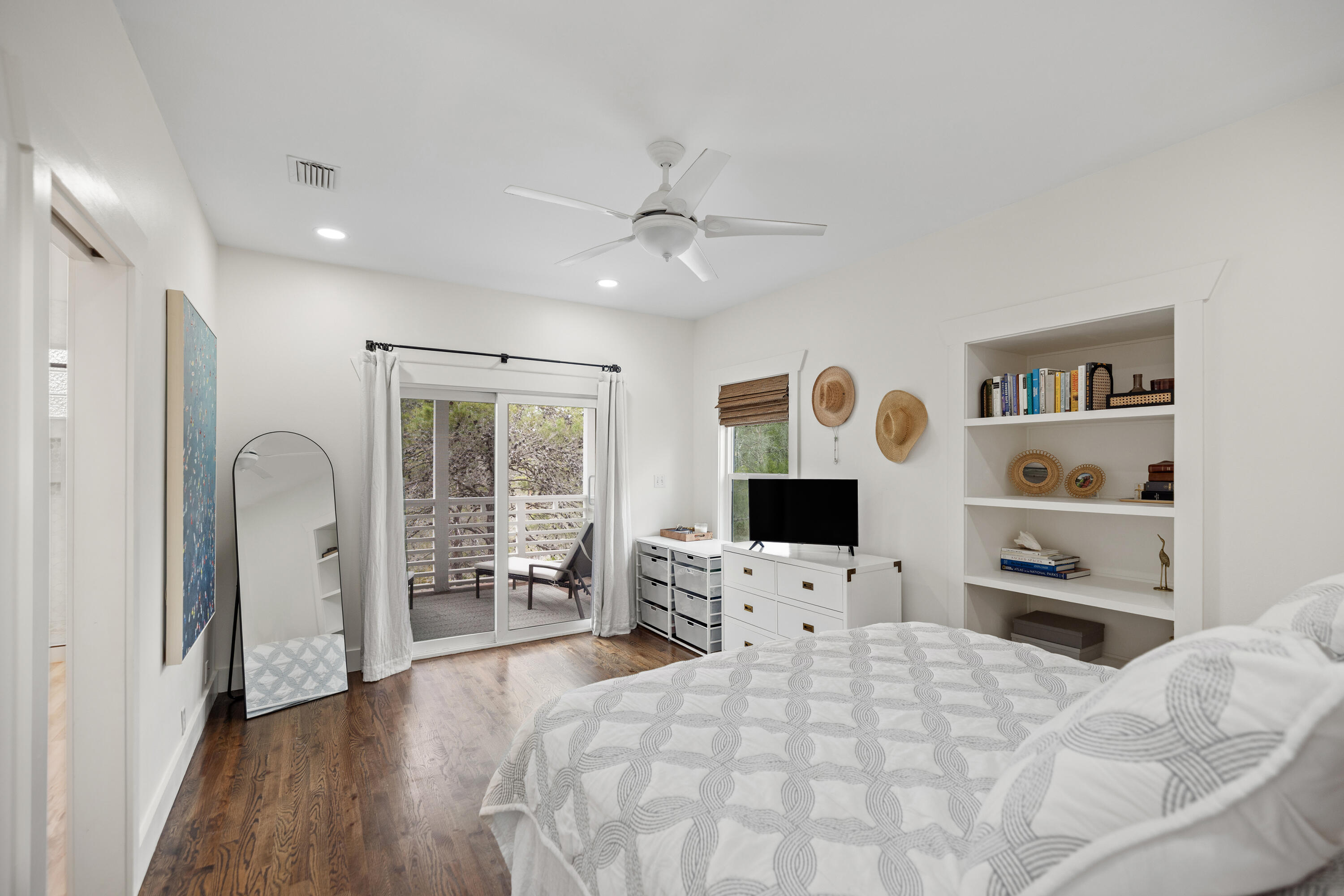 PINES OF BLUE MOUNTAIN - Residential