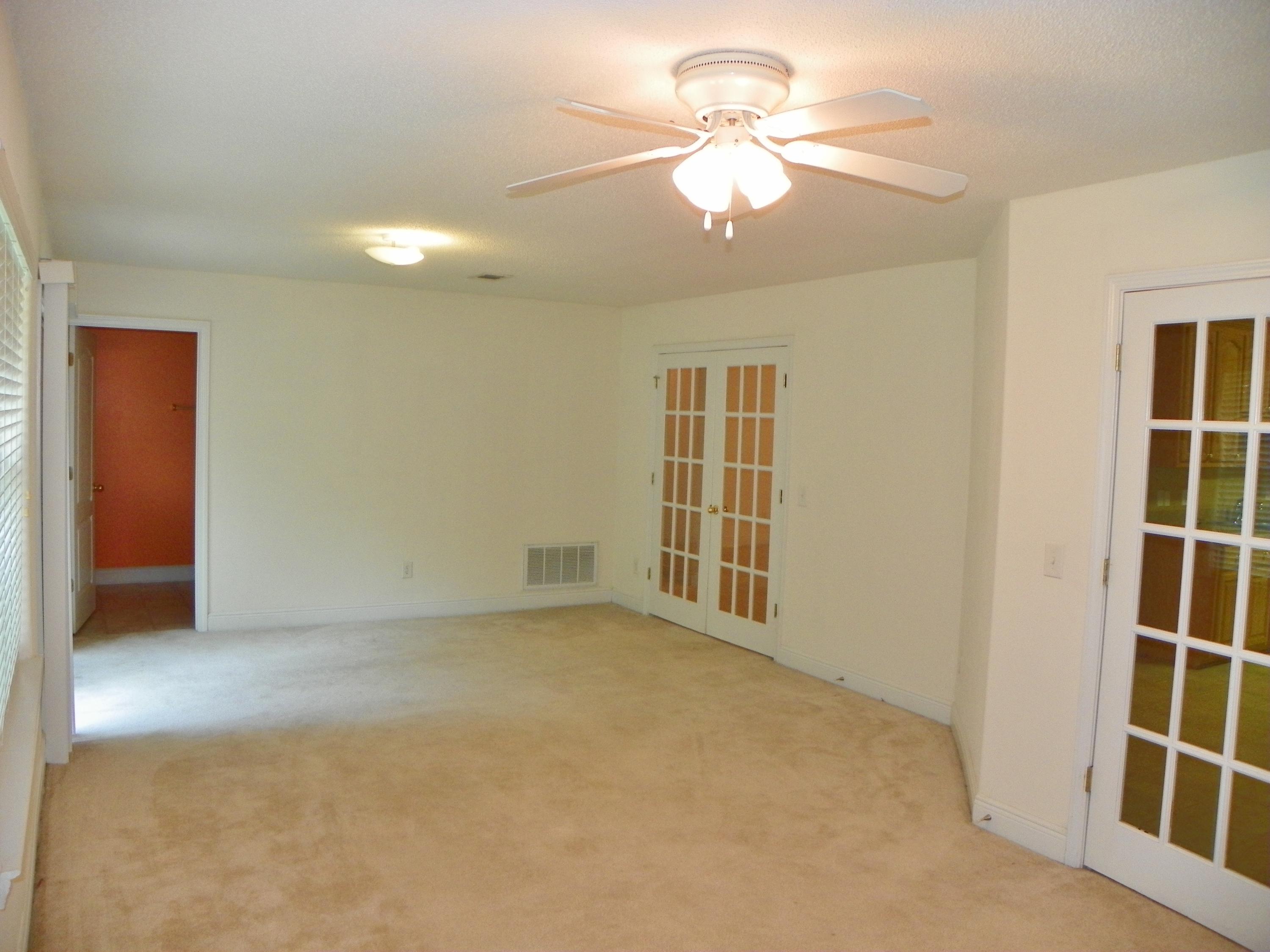 FOX VALLEY - Residential