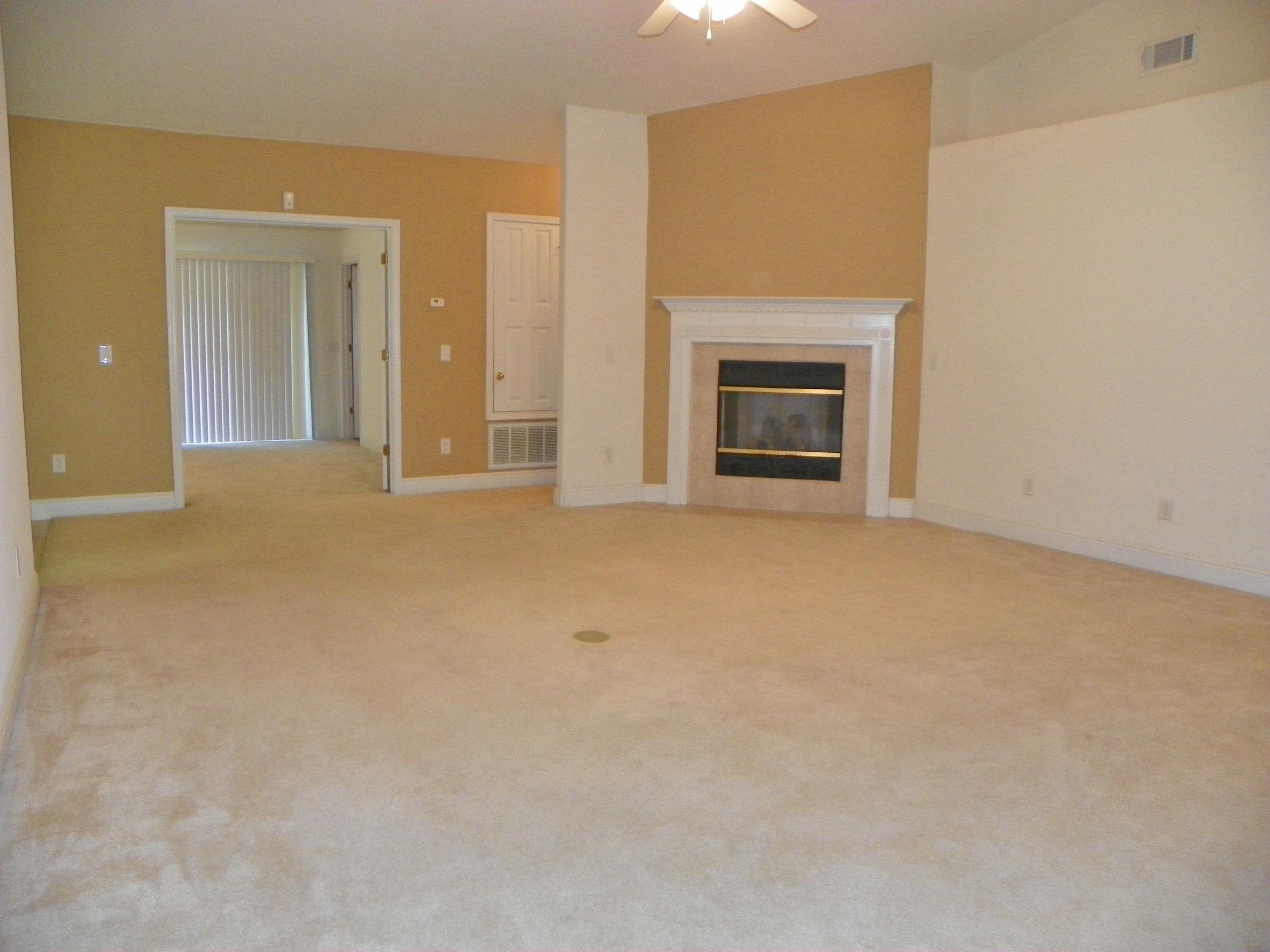 FOX VALLEY - Residential