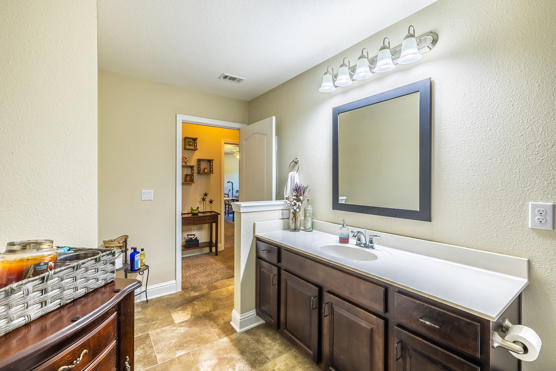 HOLLEY BY THE SEA - Residential