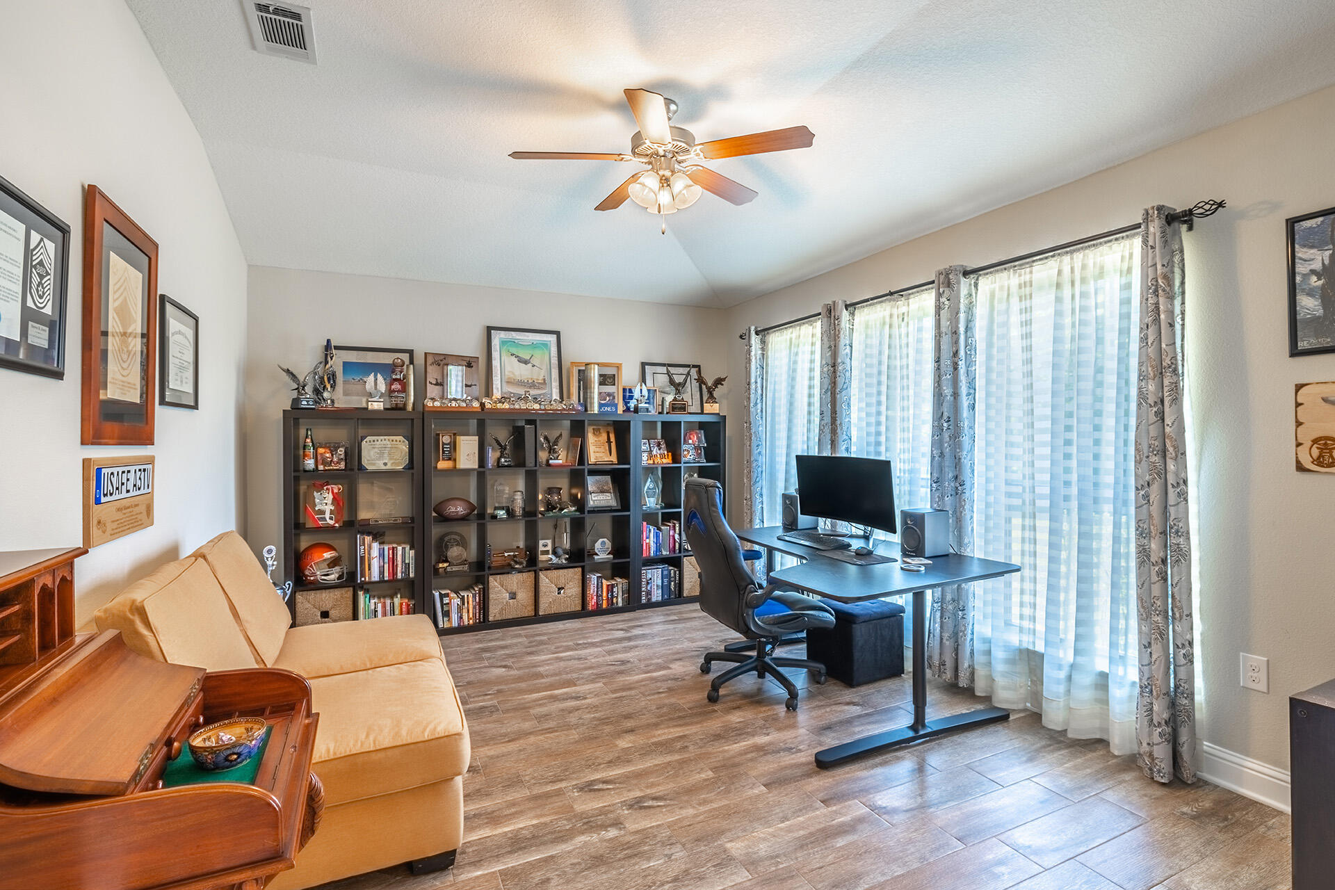 HOLLEY BY THE SEA - Residential