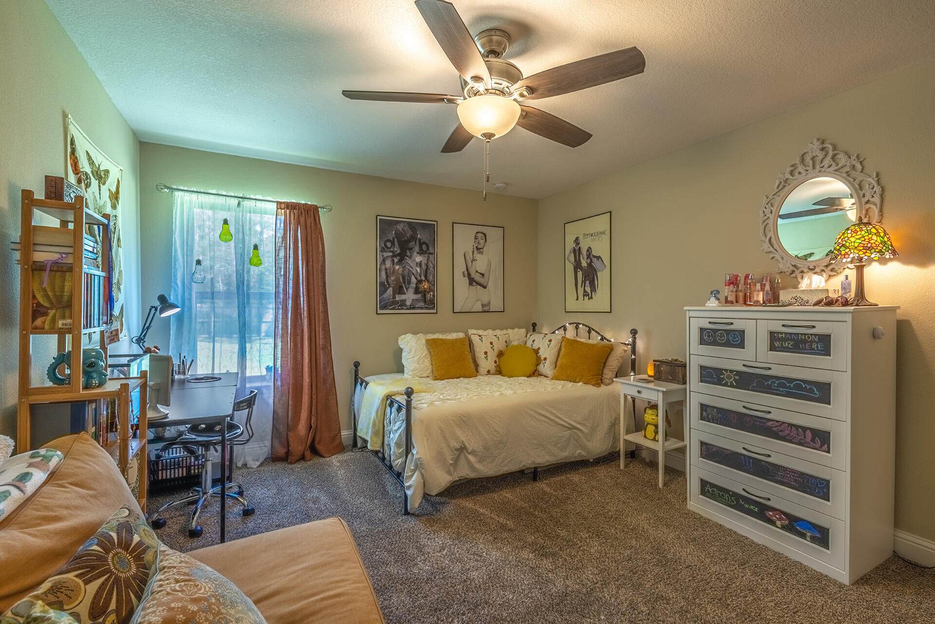 HOLLEY BY THE SEA - Residential