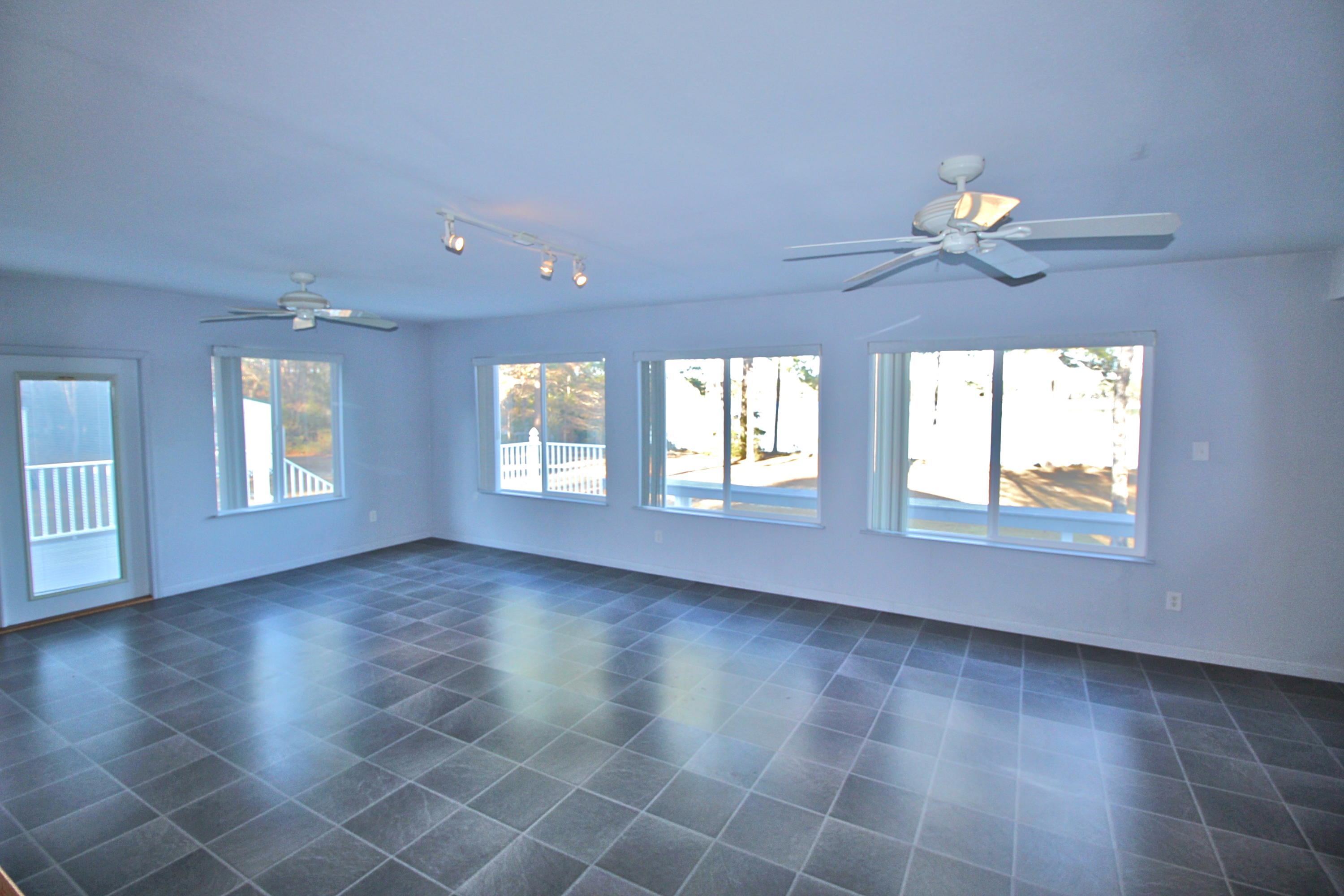 SPRING LAKE ESTATES - Residential