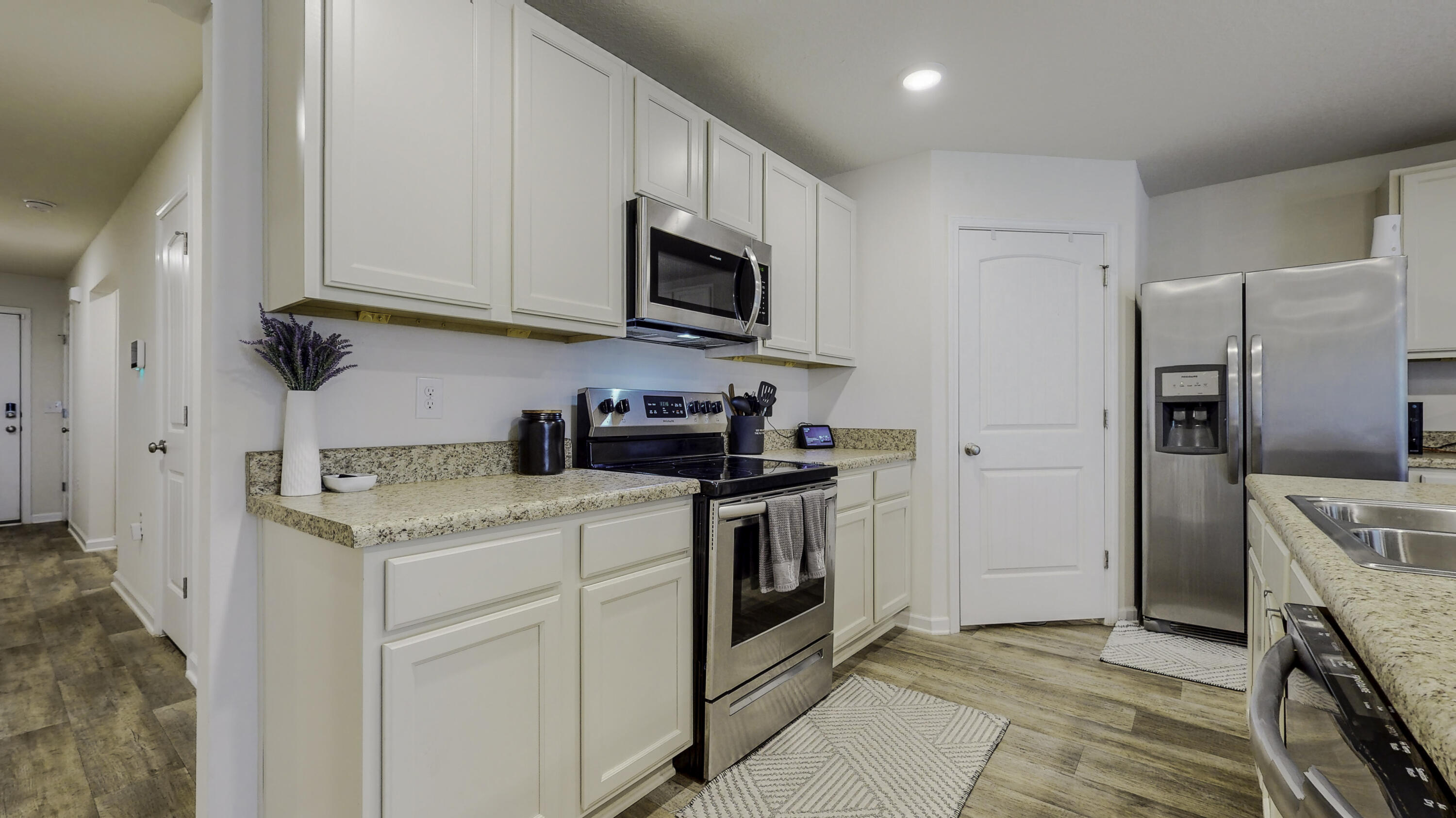 Monticello Estate - Residential