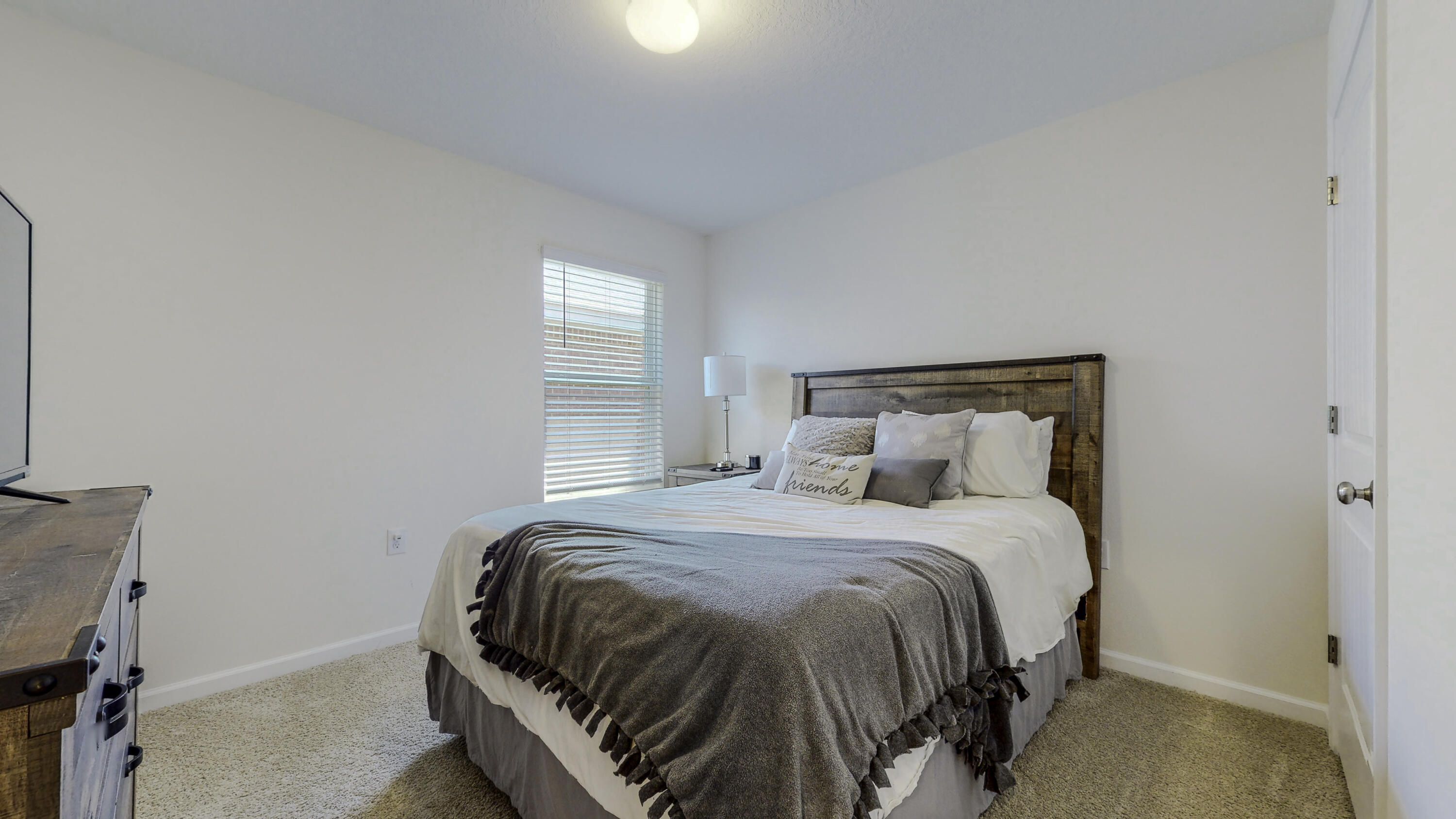 Monticello Estate - Residential