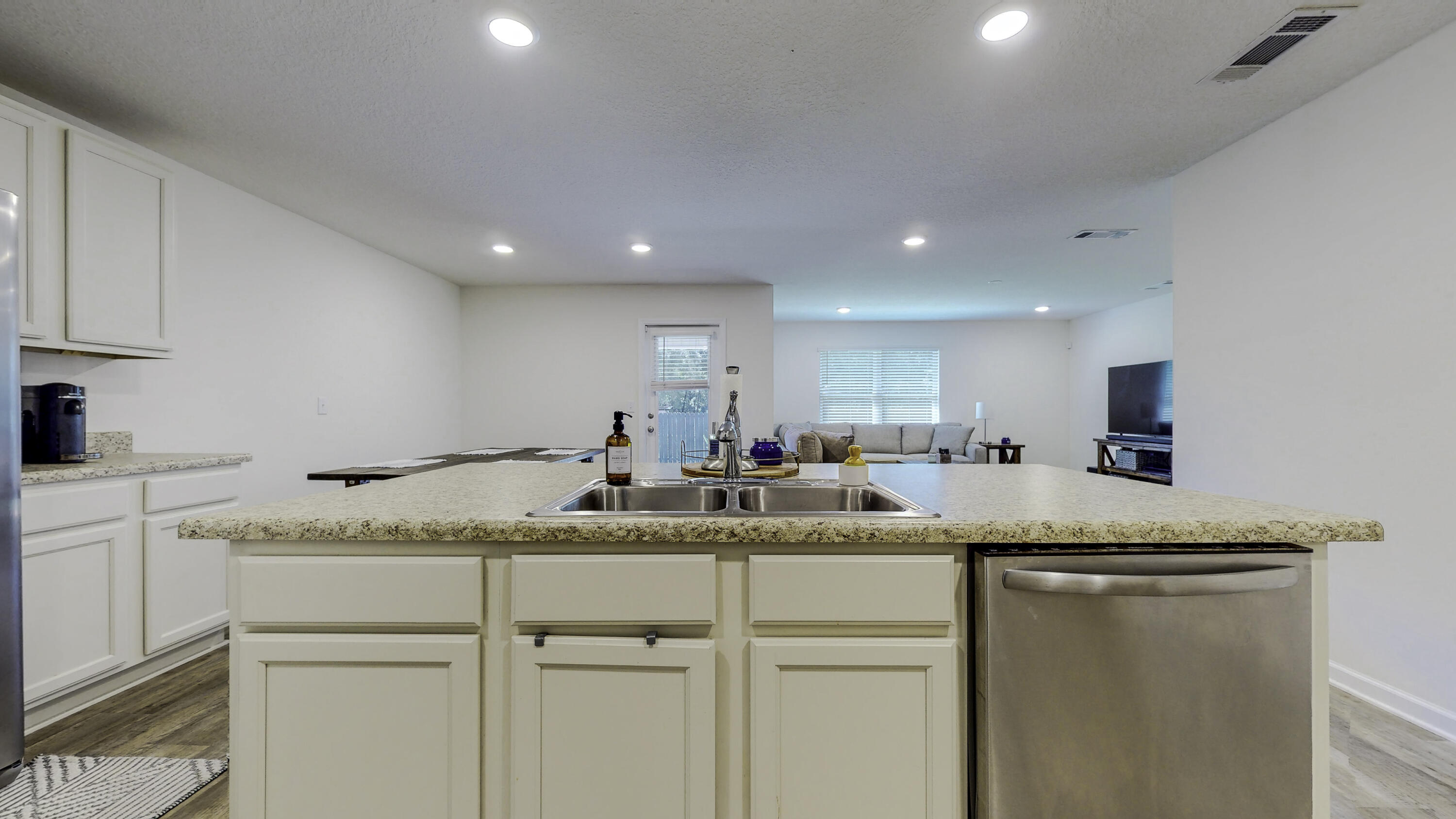 Monticello Estate - Residential