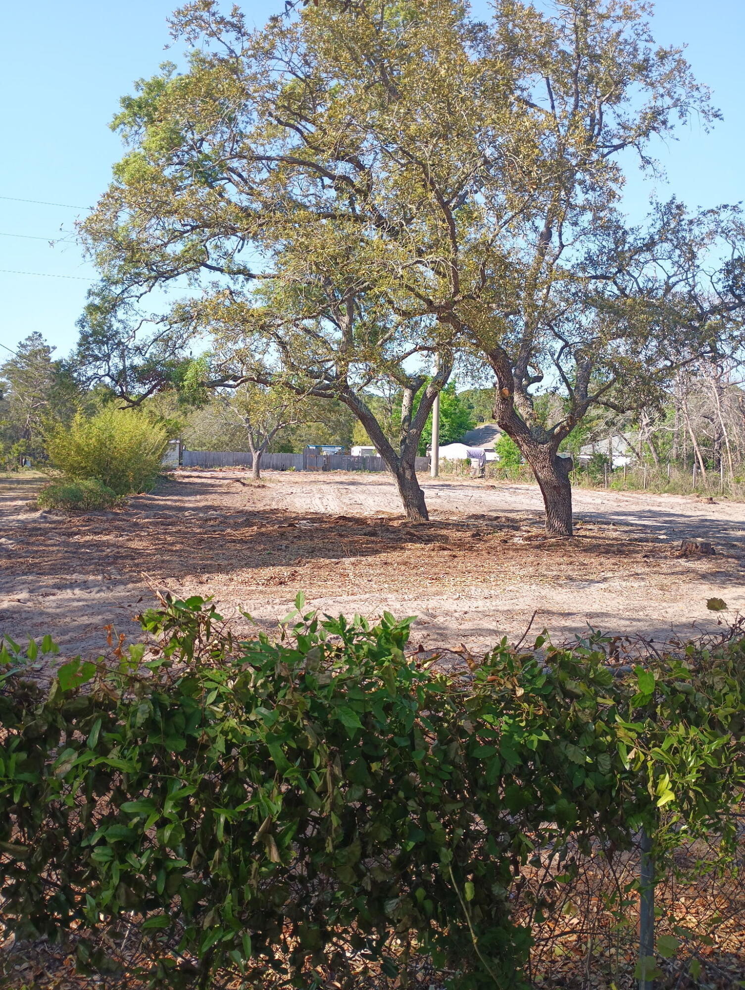 NO RECORDED SUBDIVISION - Land