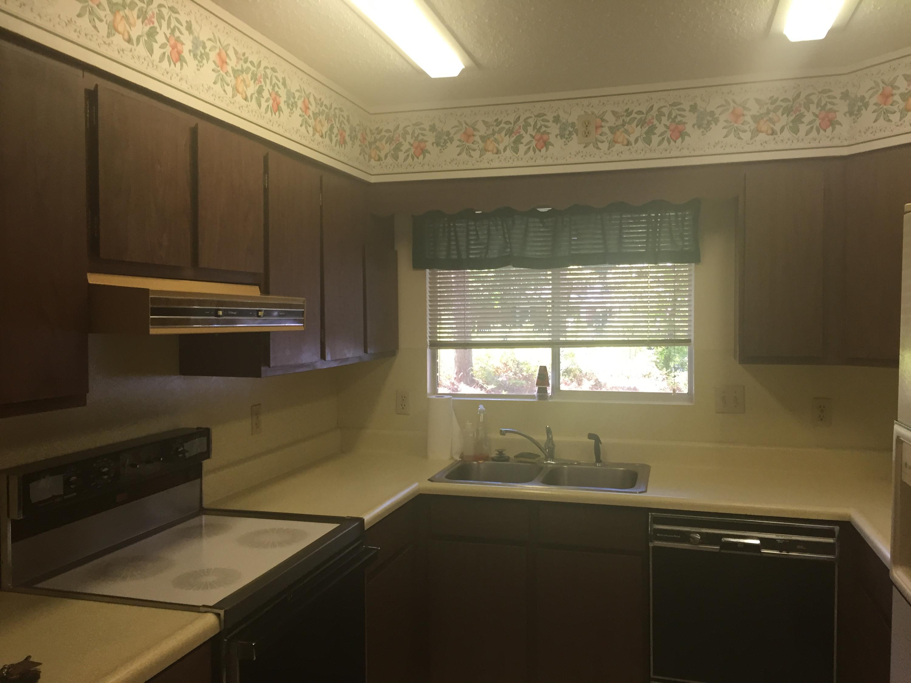 LAKE LORRAINE ESTATES - Residential