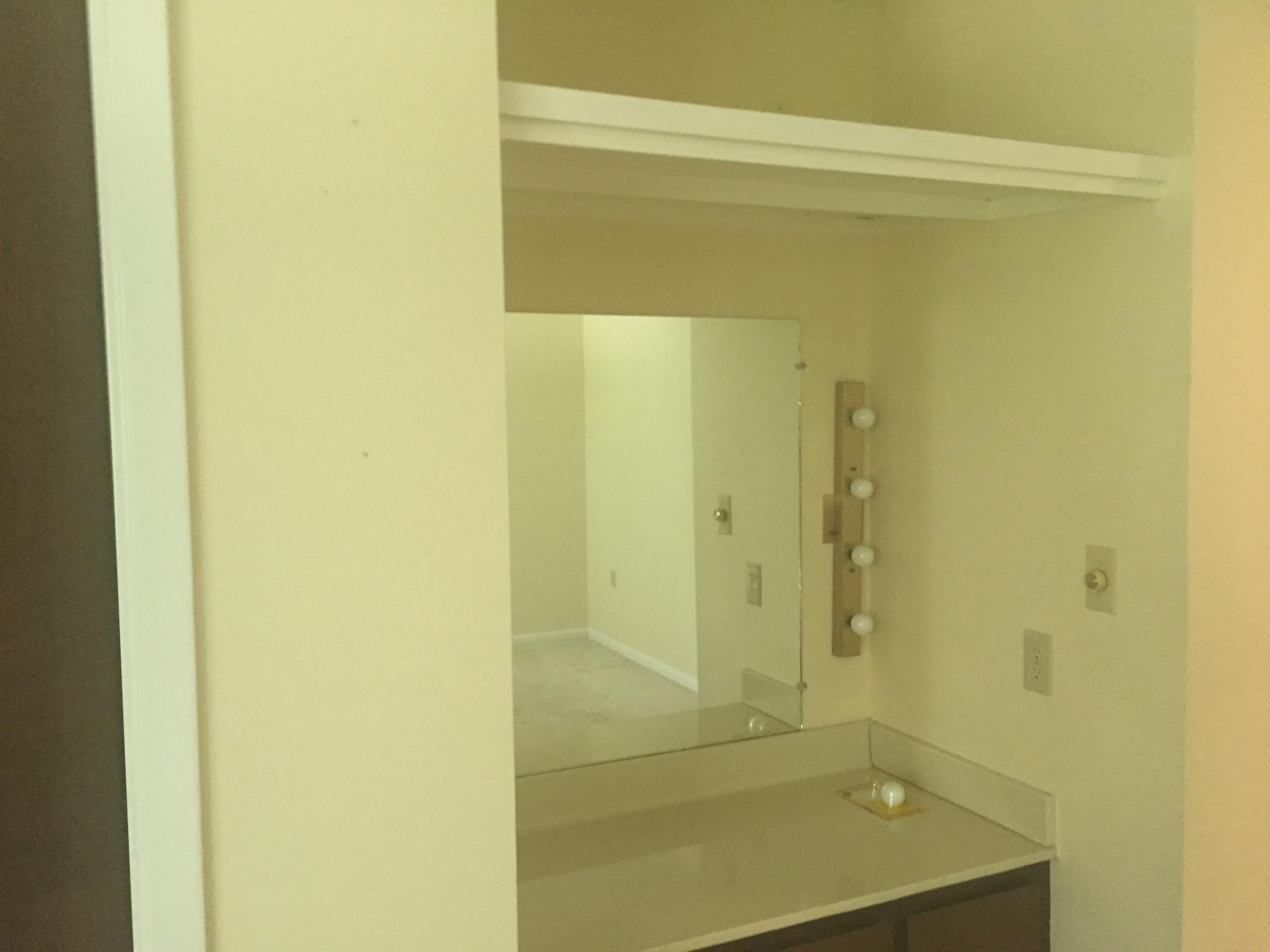 LAKE LORRAINE ESTATES - Residential