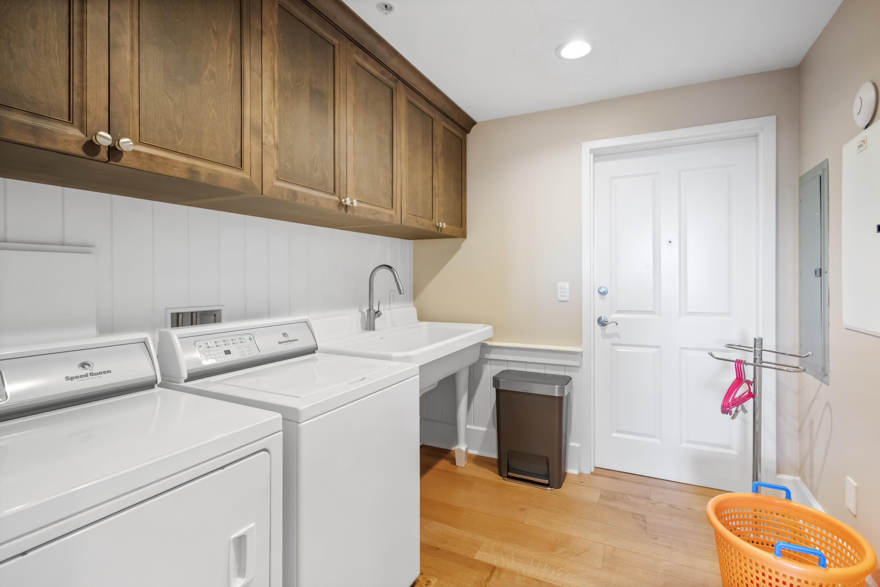 ONE WATER PLACE AT KELLY PLANTATION - Residential