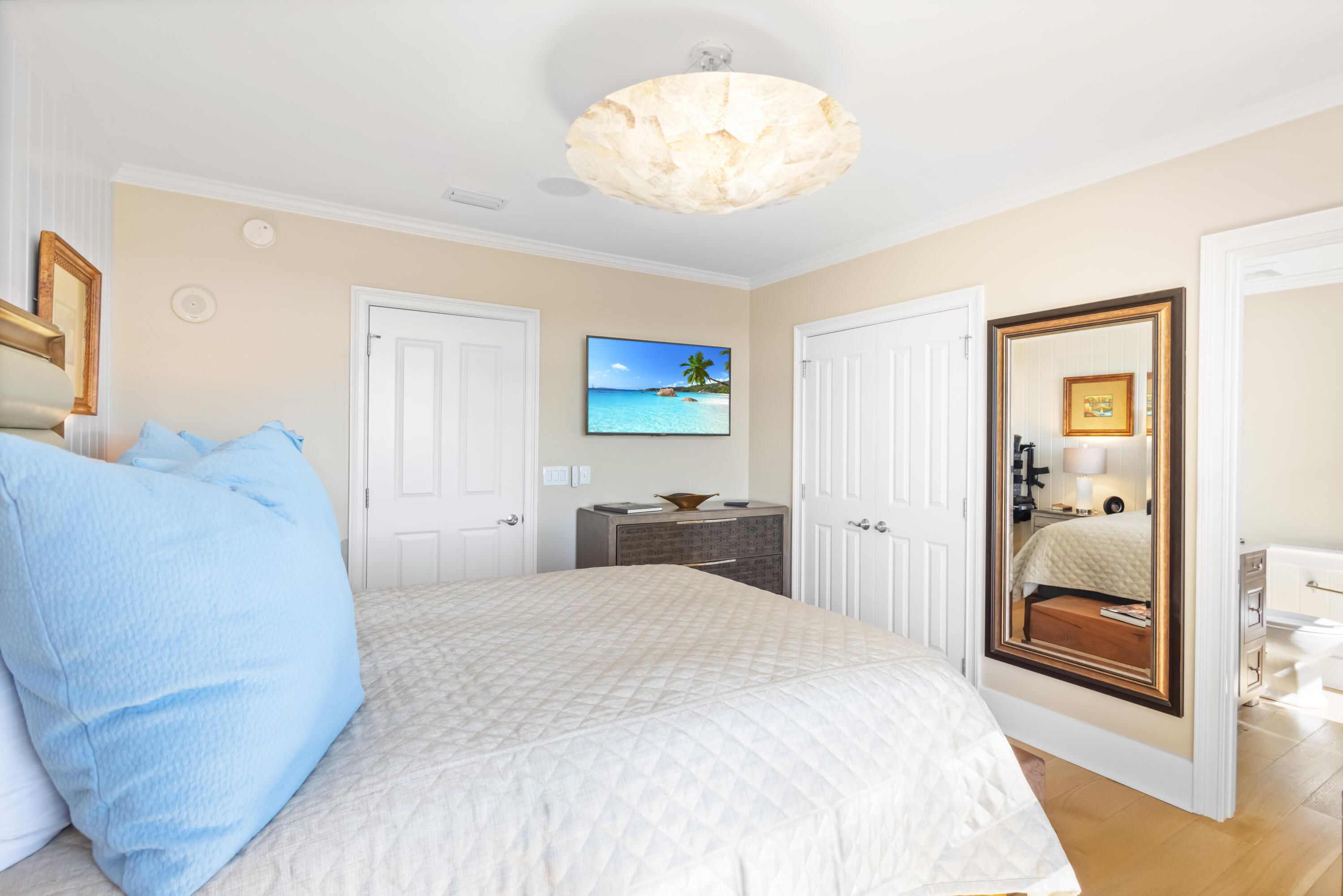 ONE WATER PLACE AT KELLY PLANTATION - Residential