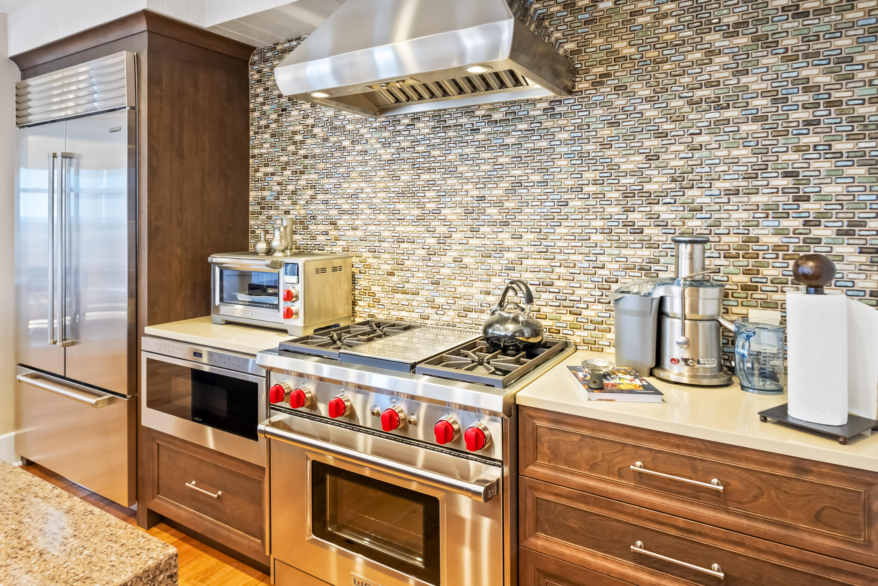 ONE WATER PLACE AT KELLY PLANTATION - Residential