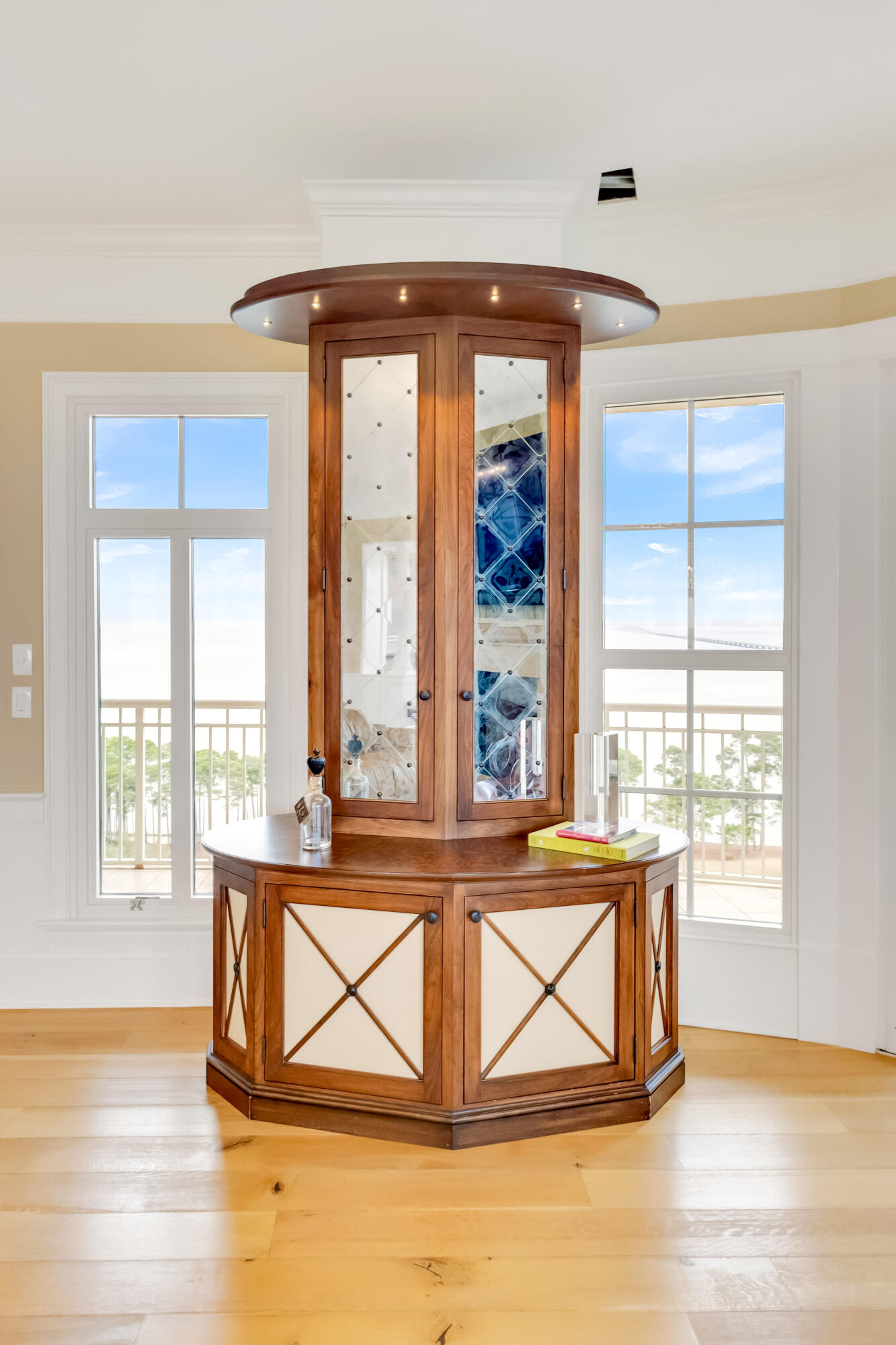 ONE WATER PLACE AT KELLY PLANTATION - Residential