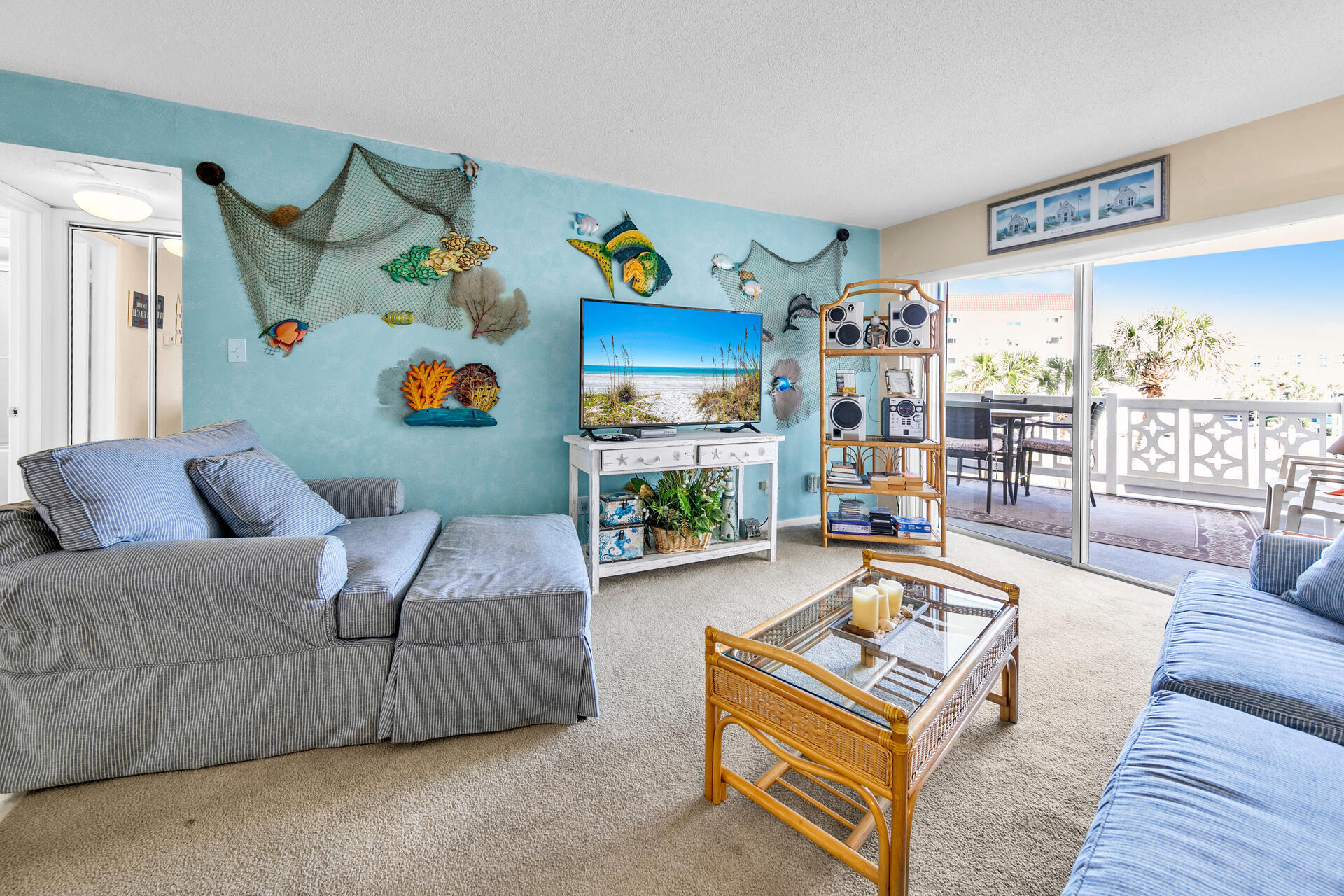 EL MATADOR CONDO - Residential