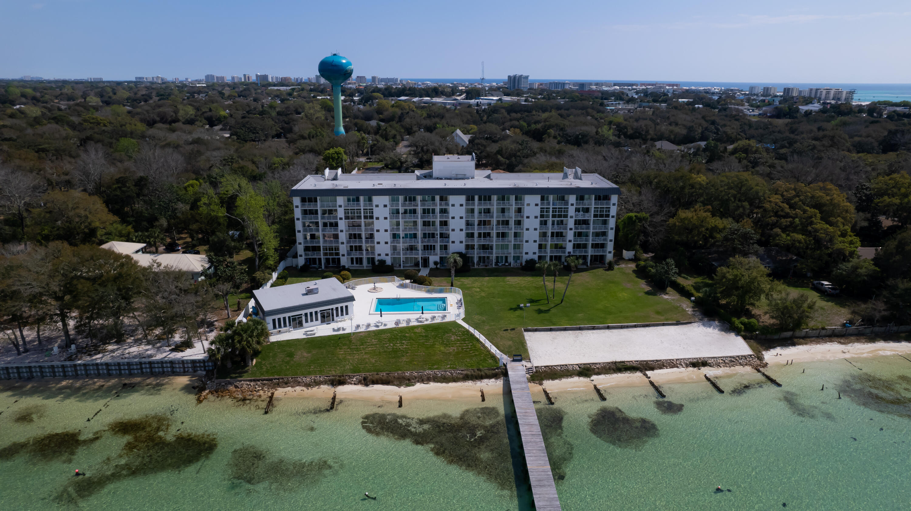 VALENCIA CONDO - Residential