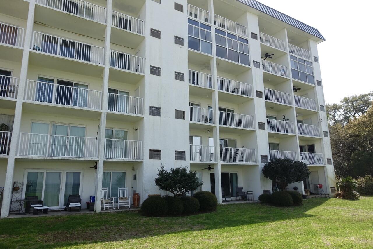 VALENCIA CONDO - Residential
