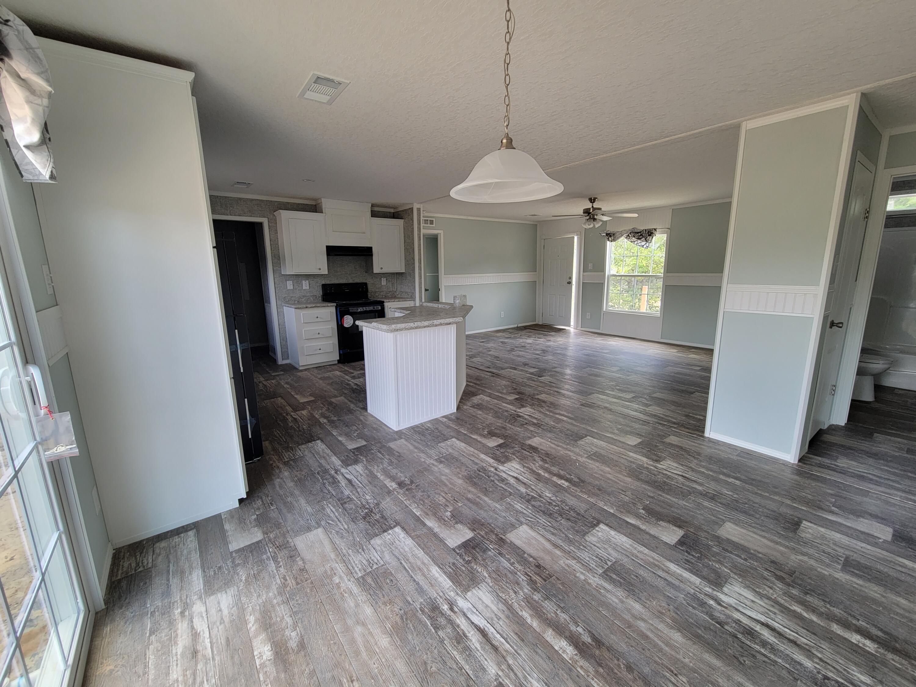 OAKWOOD HILLS UNIT 1 - Residential