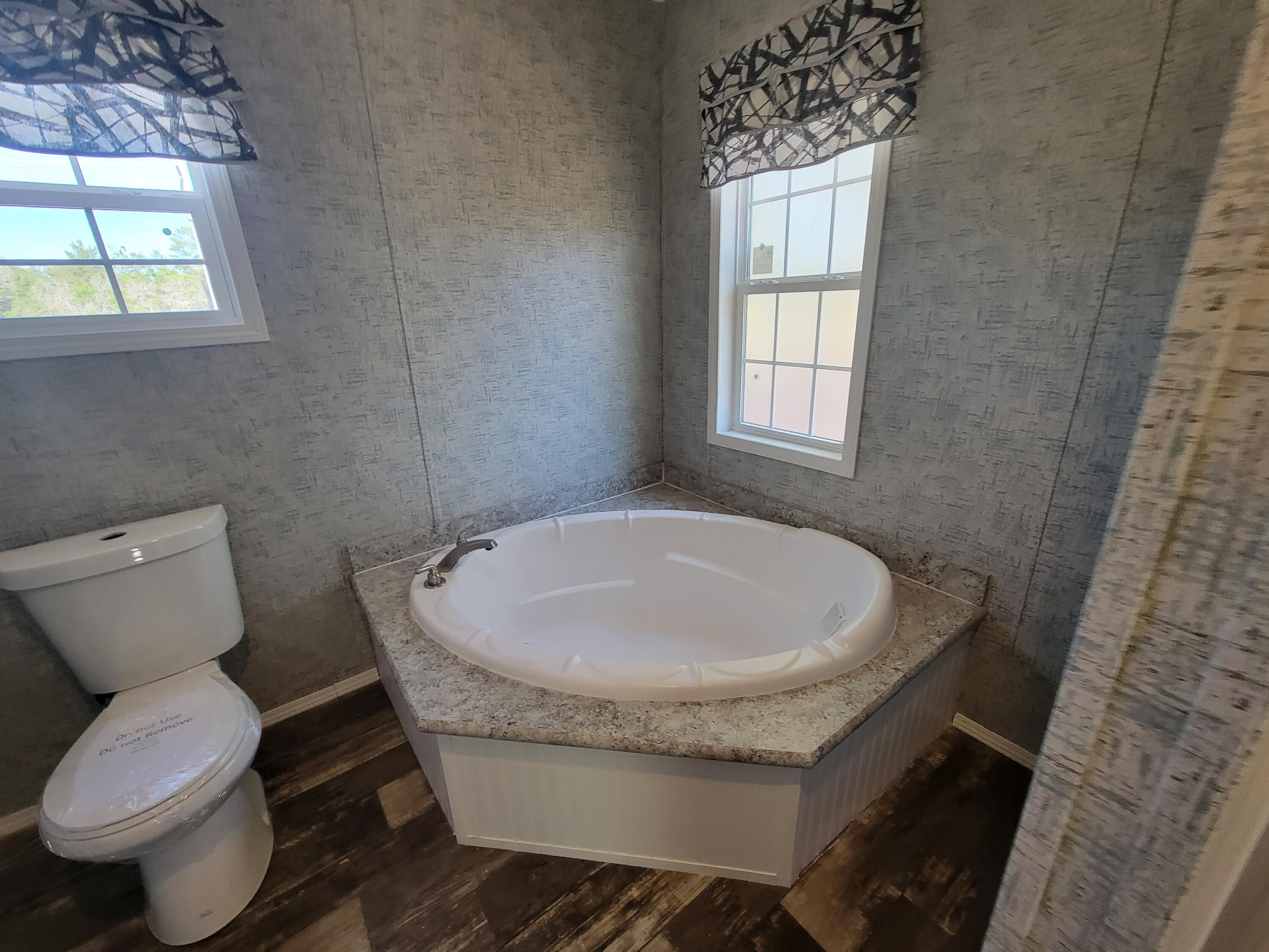 OAKWOOD HILLS UNIT 1 - Residential