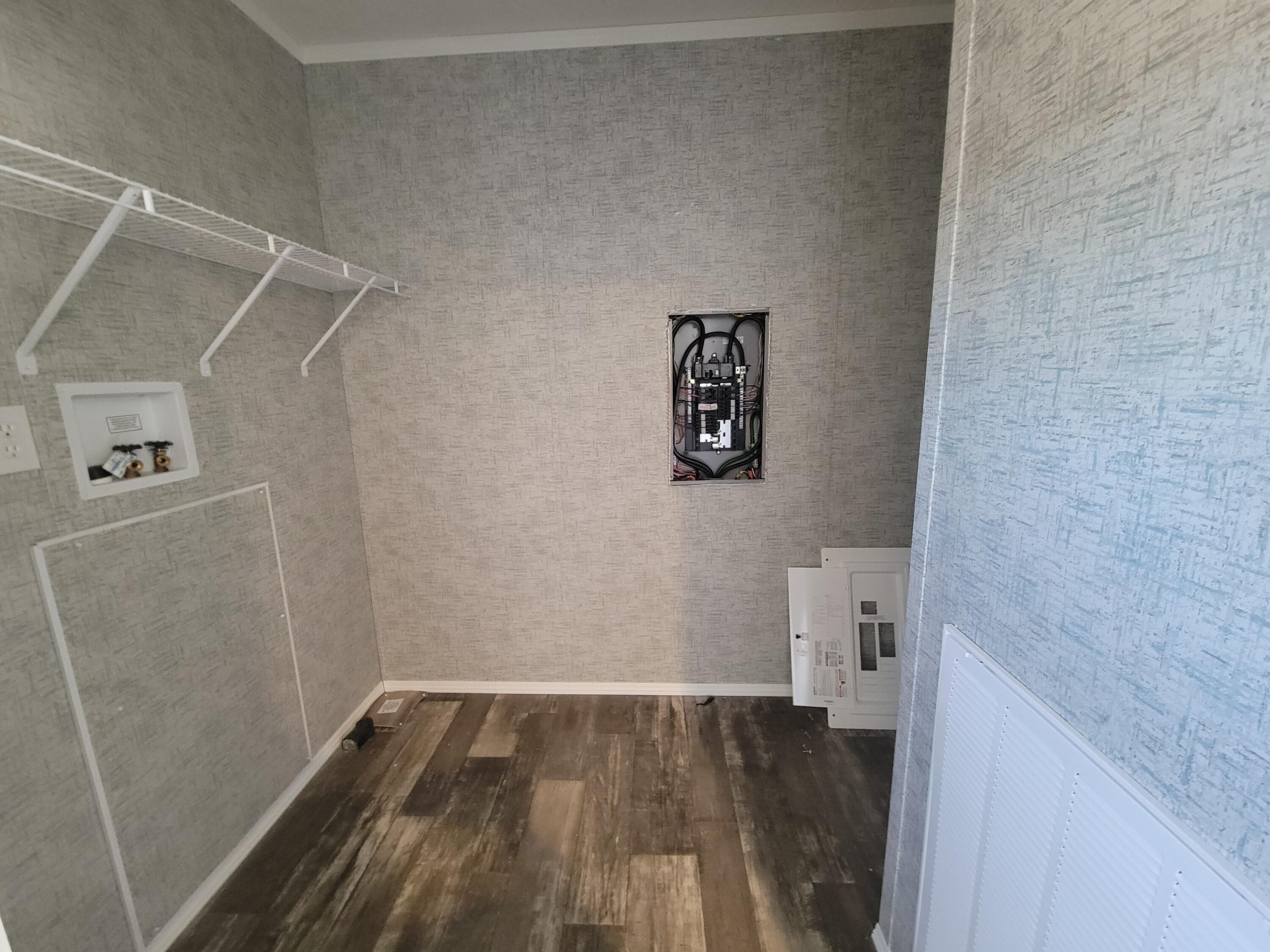 OAKWOOD HILLS UNIT 1 - Residential