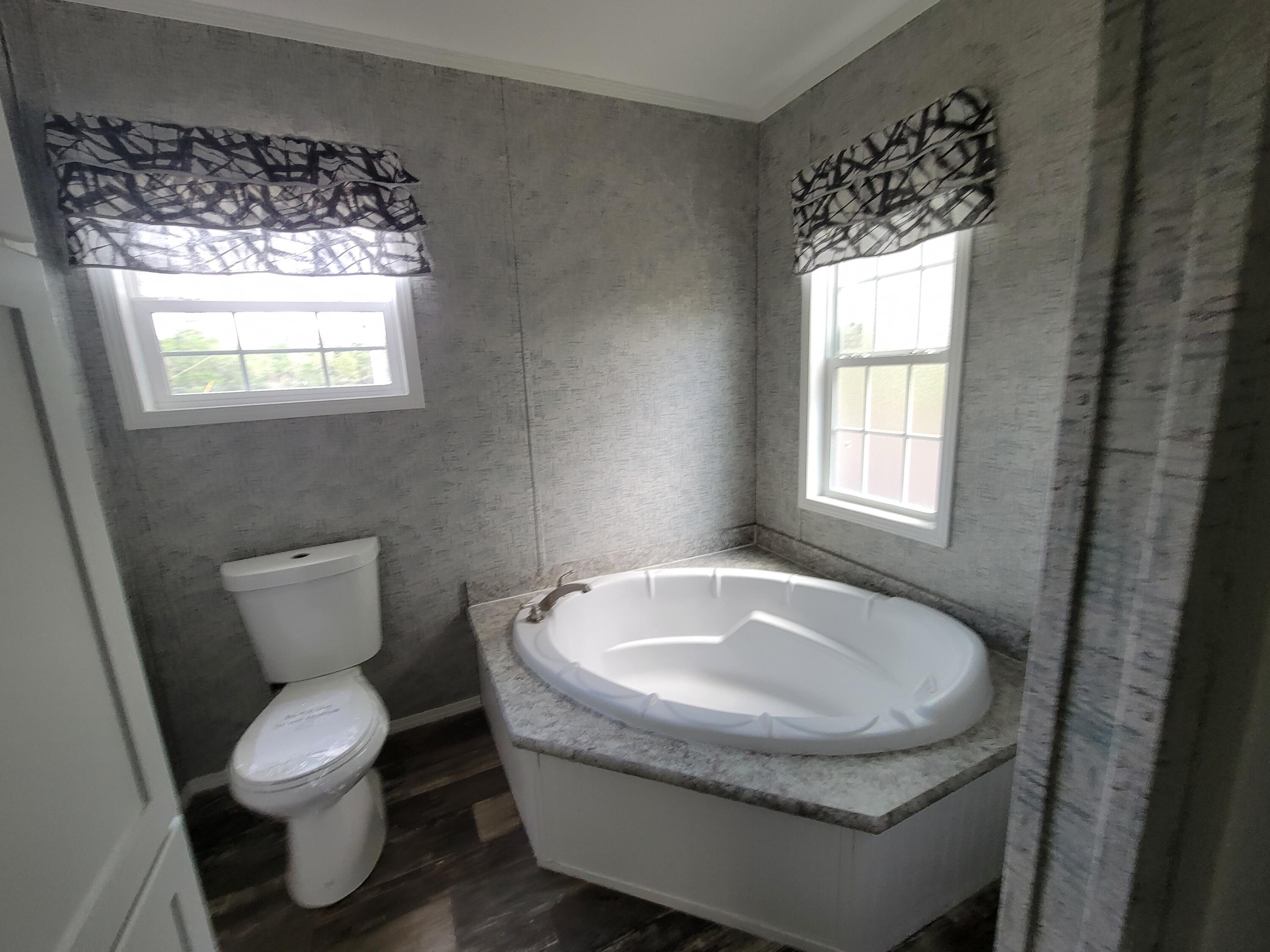 OAKWOOD HILLS UNIT 1 - Residential