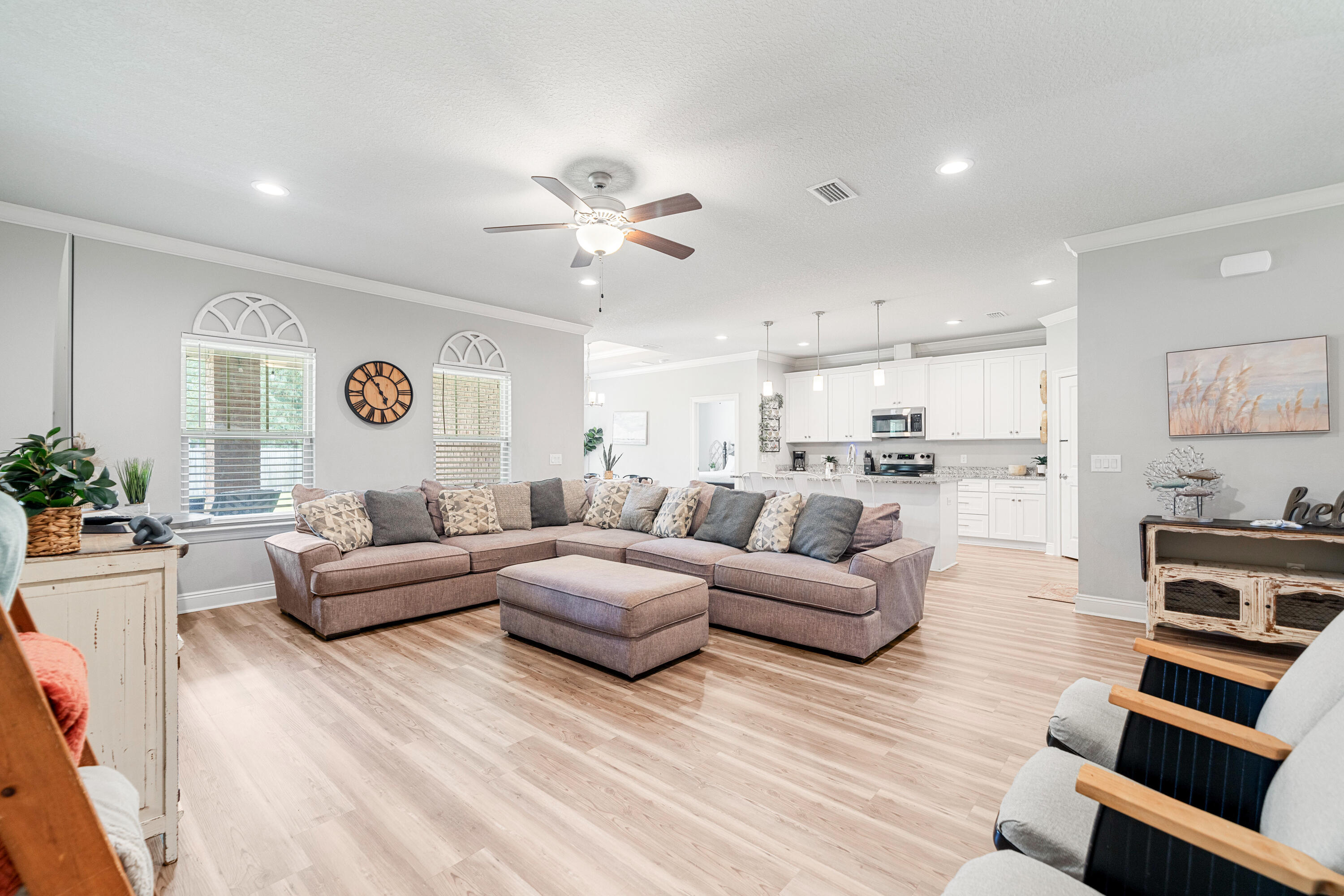 East Navarre - Residential