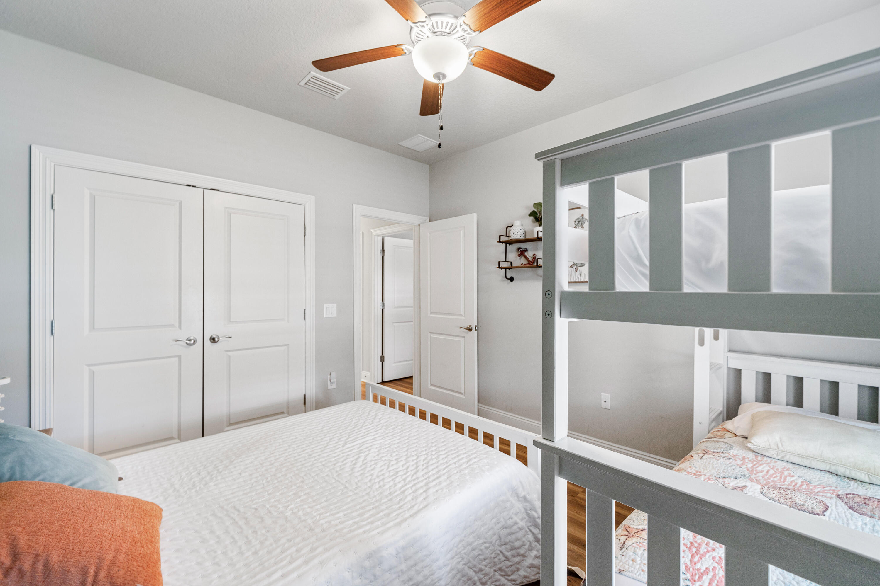 East Navarre - Residential
