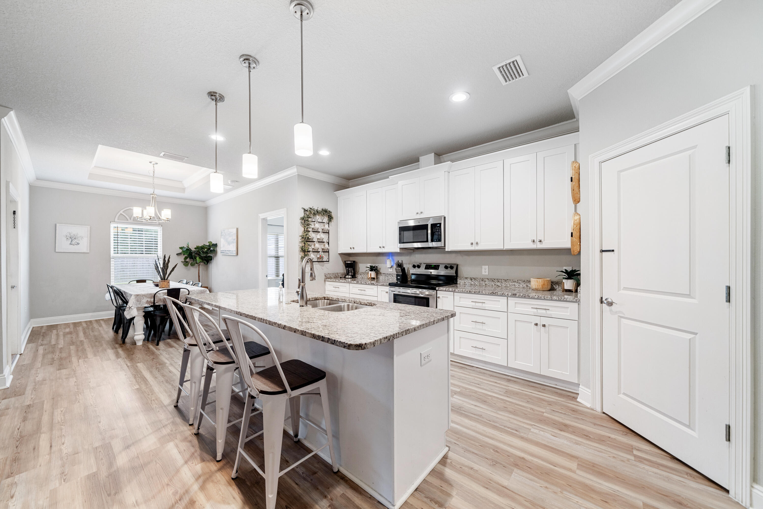 East Navarre - Residential