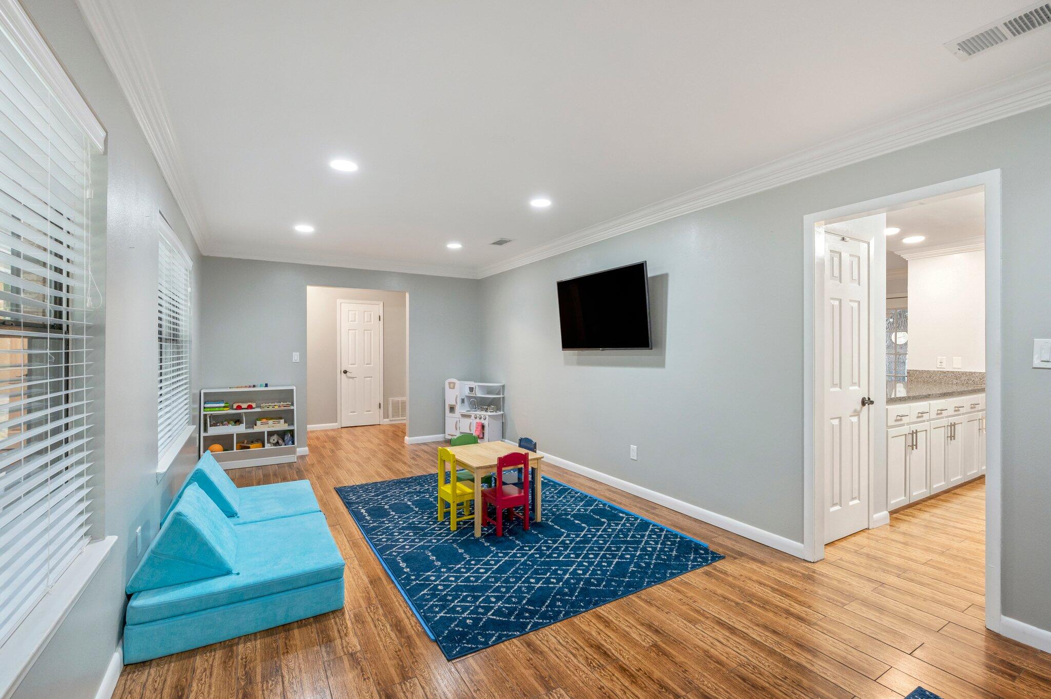 CARIBBEAN VILLAGE EAST 1 - Residential