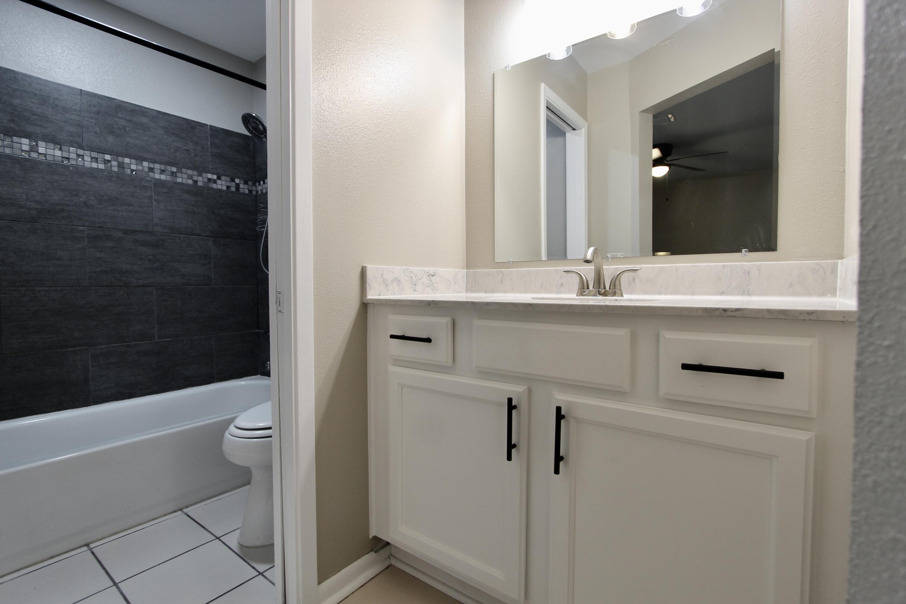 WIFT BAYOU T/H - Residential