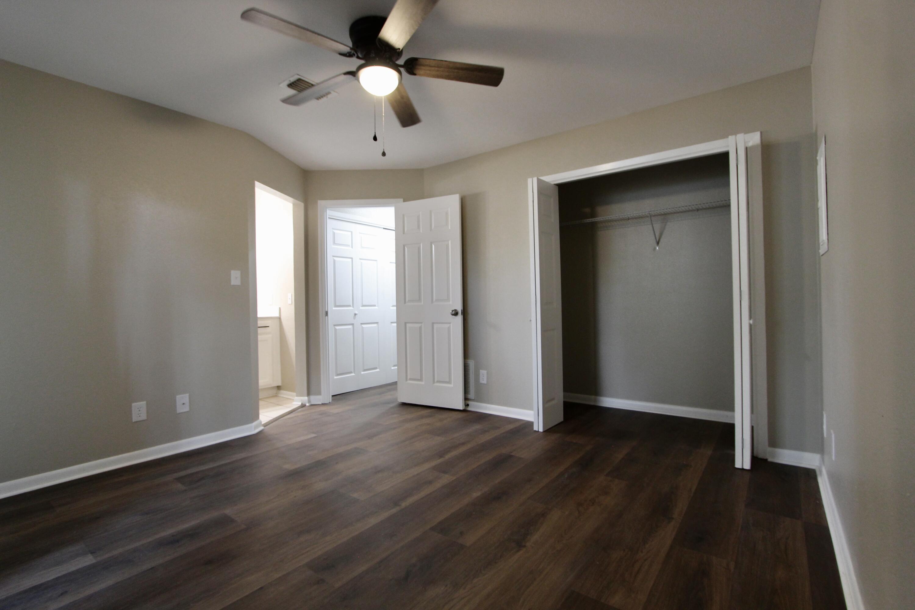 WIFT BAYOU T/H - Residential