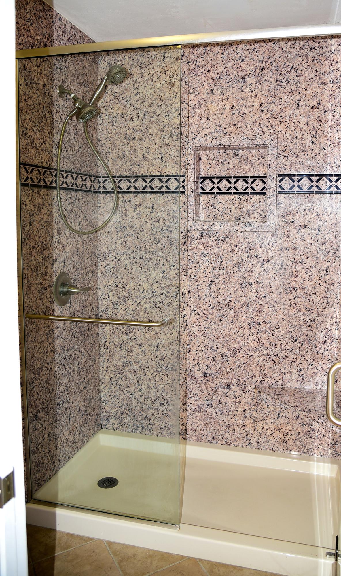 NICEVILLE PINES - Residential Lease