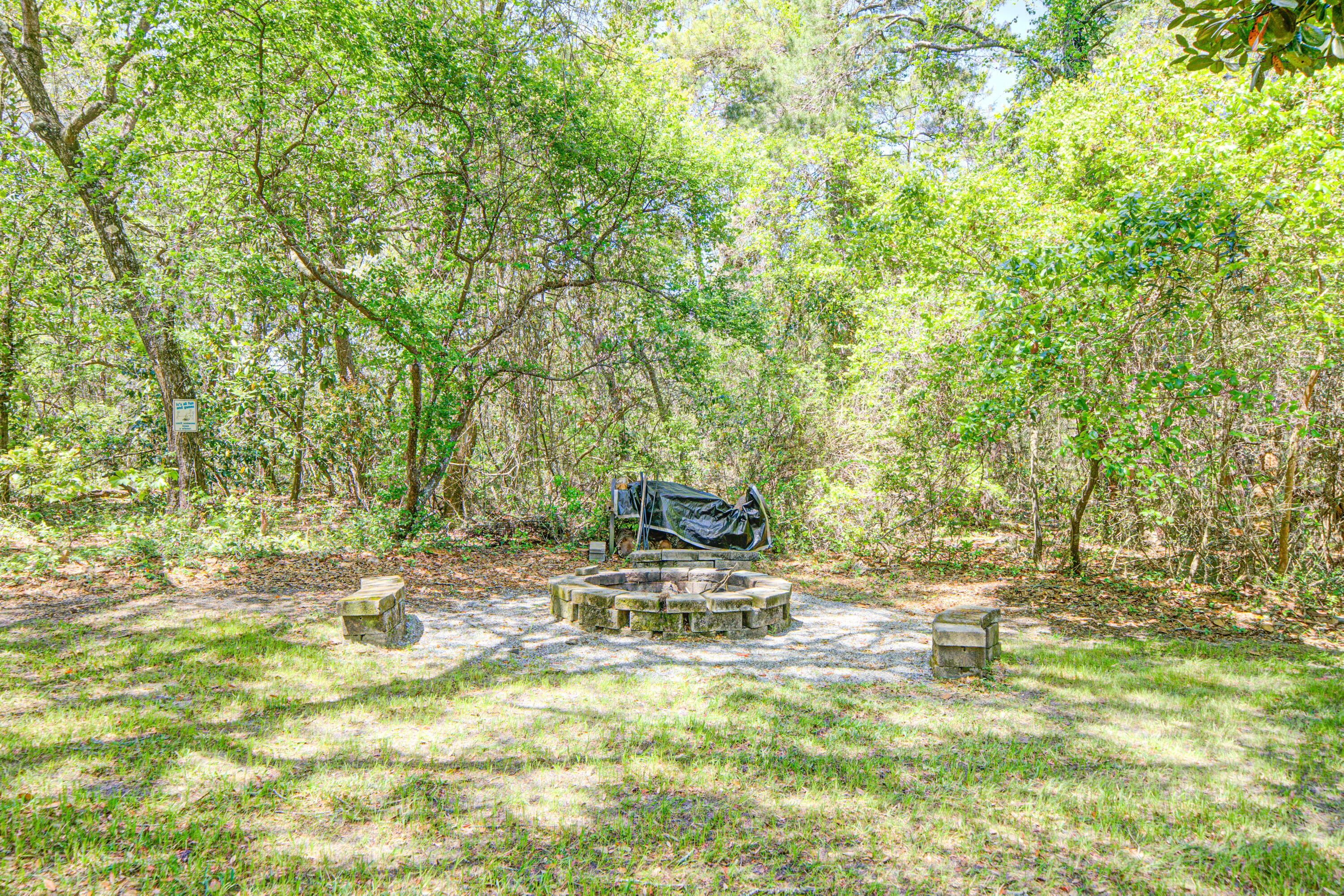 LAKE SHARON ESTATES - Residential