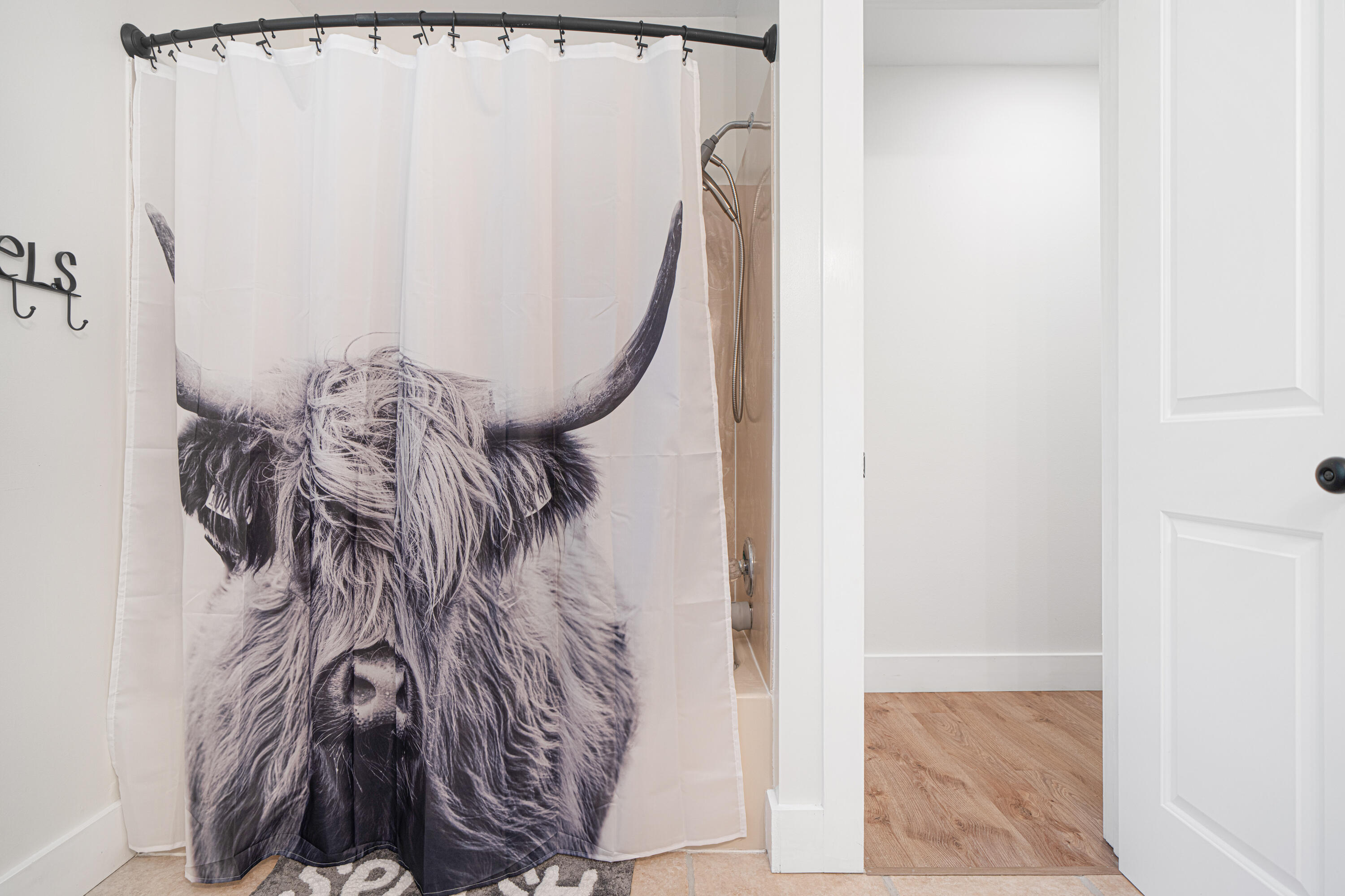 LAKE SHARON ESTATES - Residential