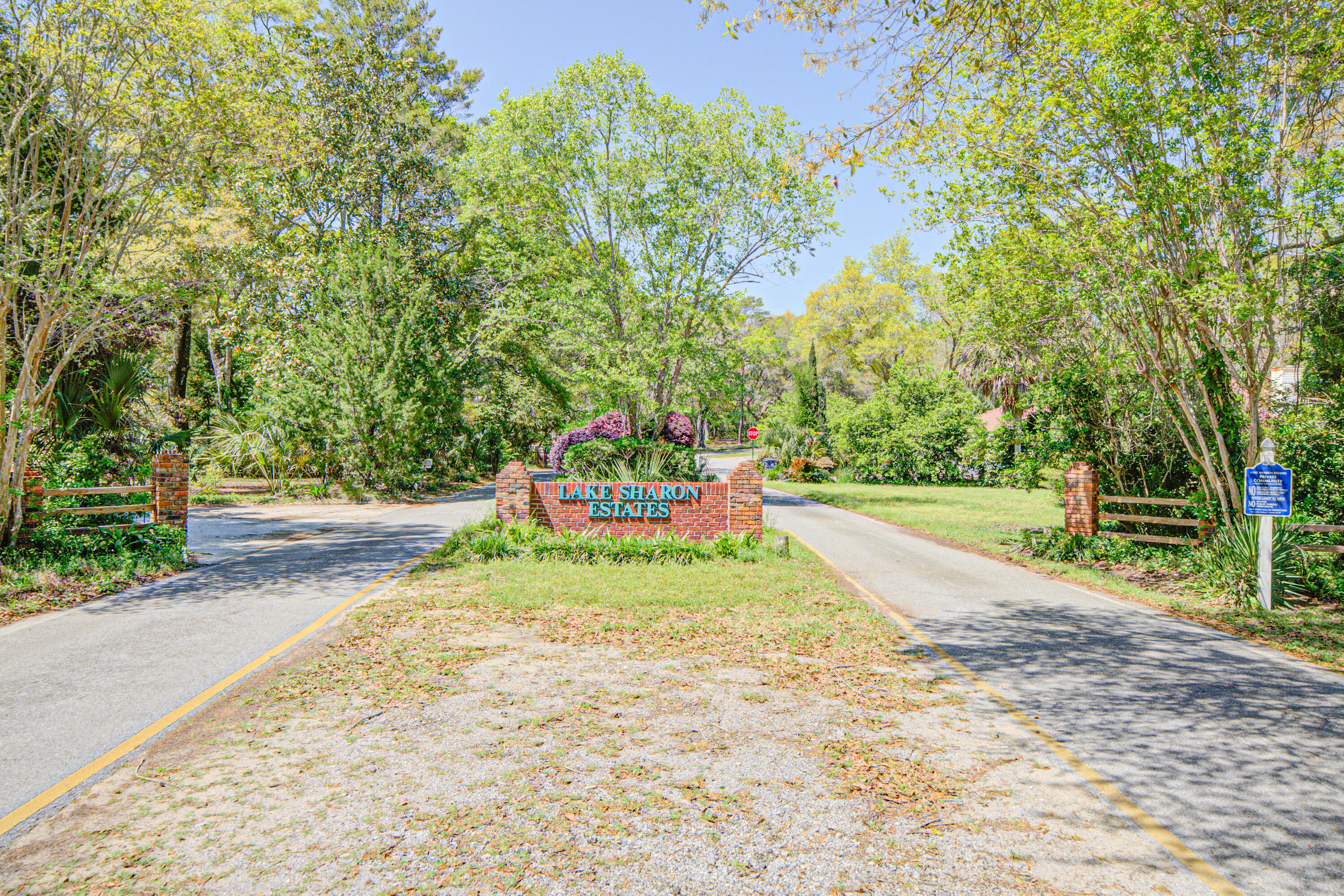 LAKE SHARON ESTATES - Residential