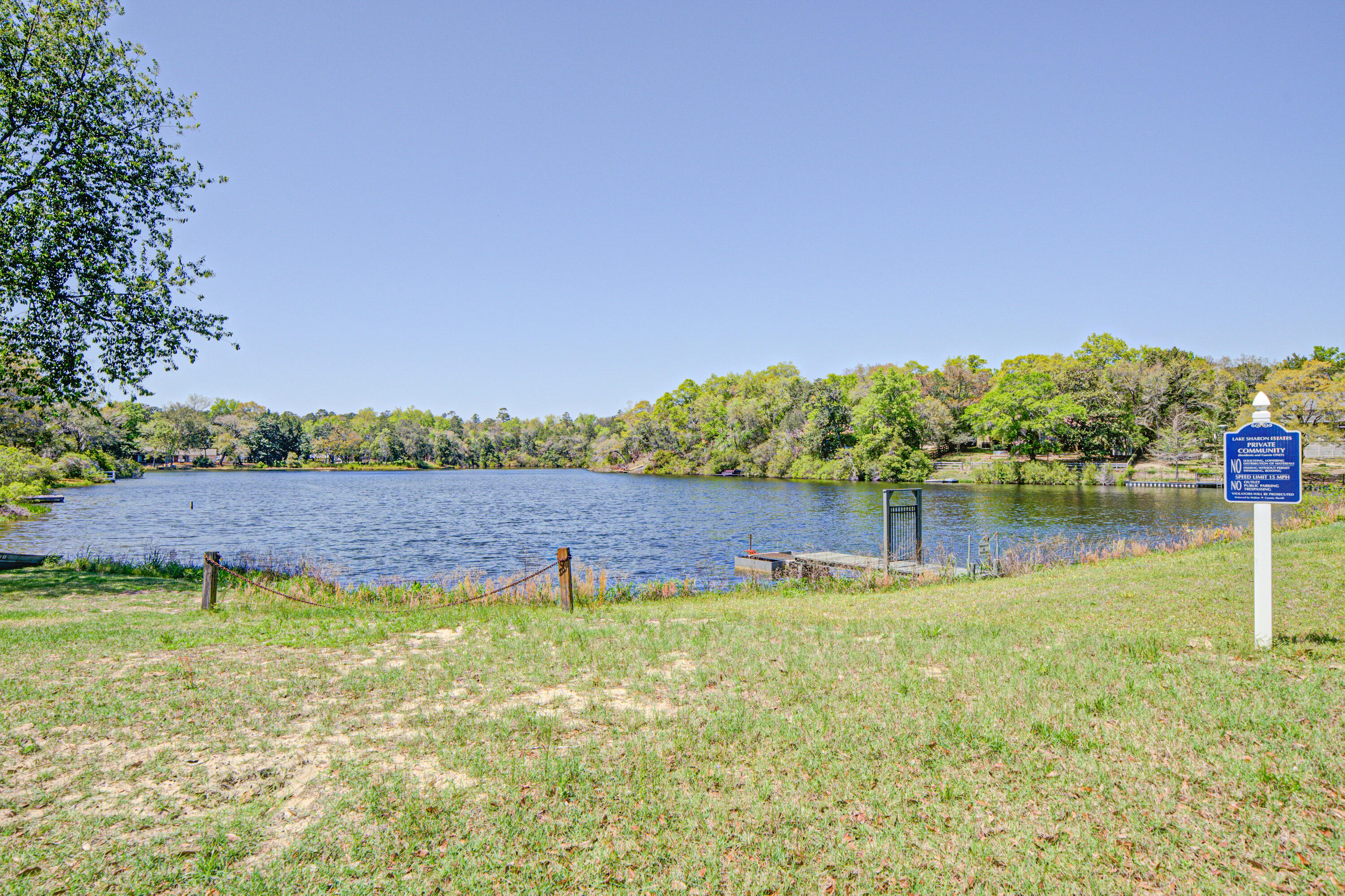 LAKE SHARON ESTATES - Residential