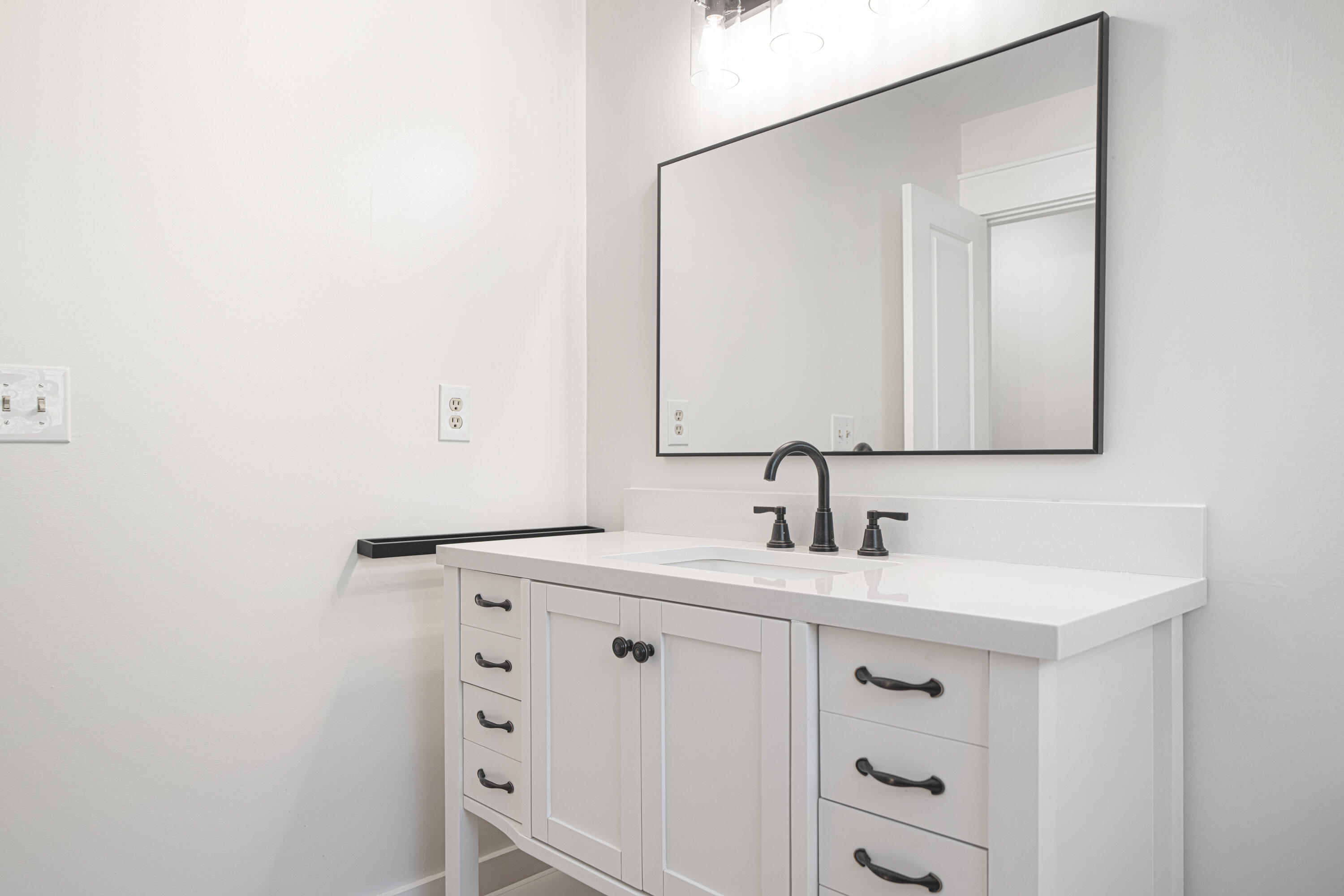 LAKE SHARON ESTATES - Residential