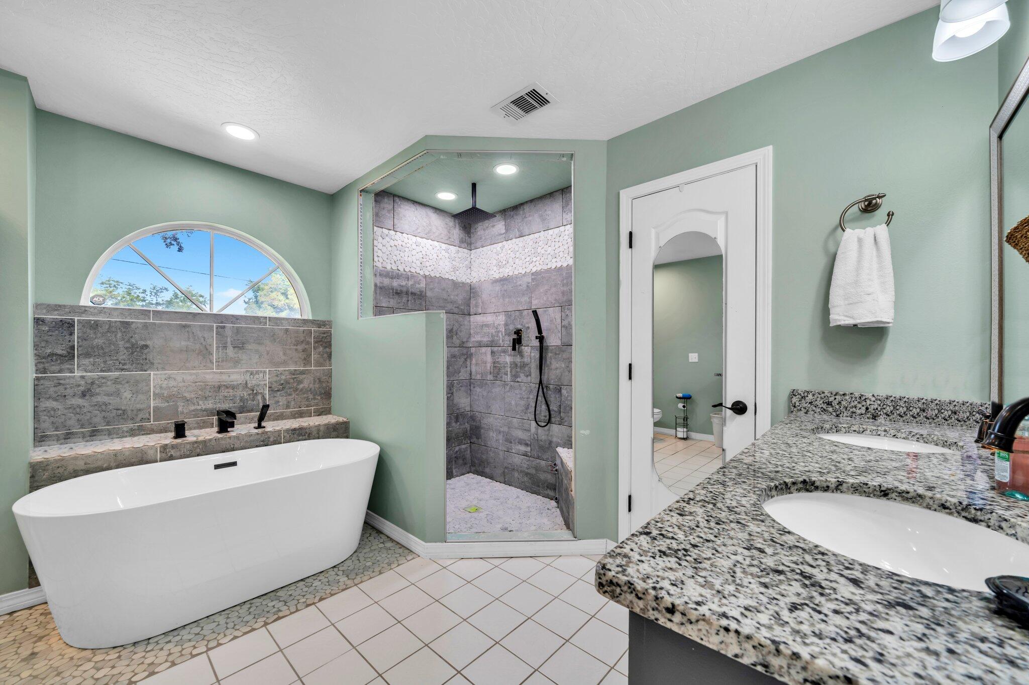 HOLLEY BY THE SEA - Residential