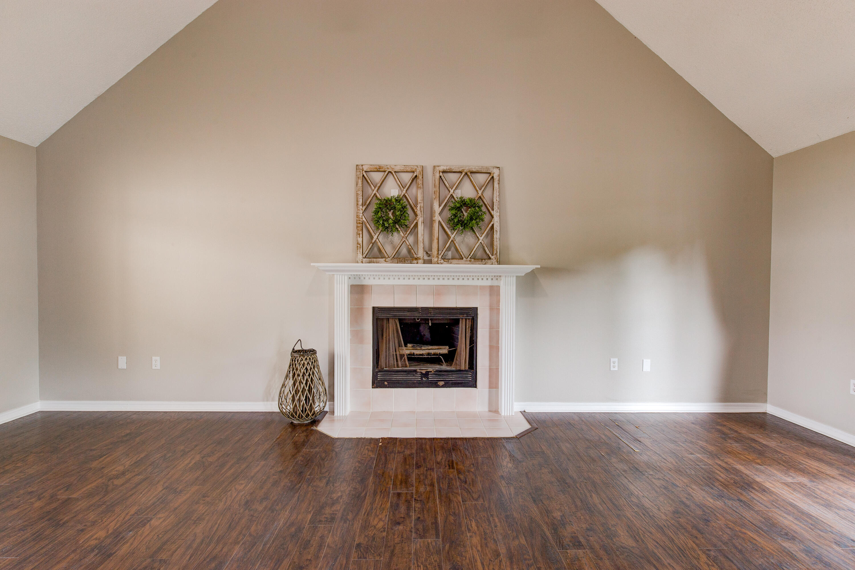 SANDY RIDGE ESTATES - Residential