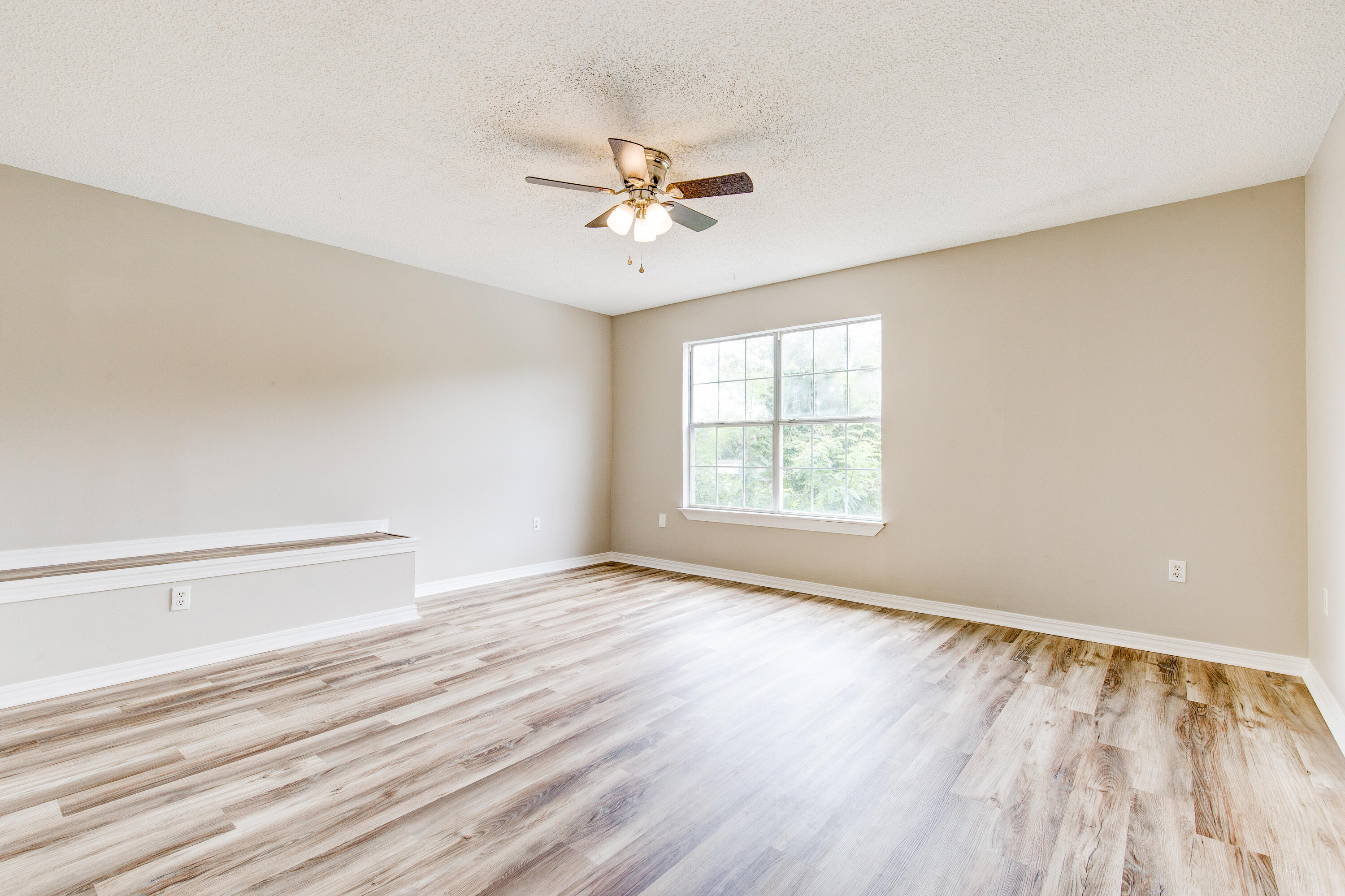 SANDY RIDGE ESTATES - Residential