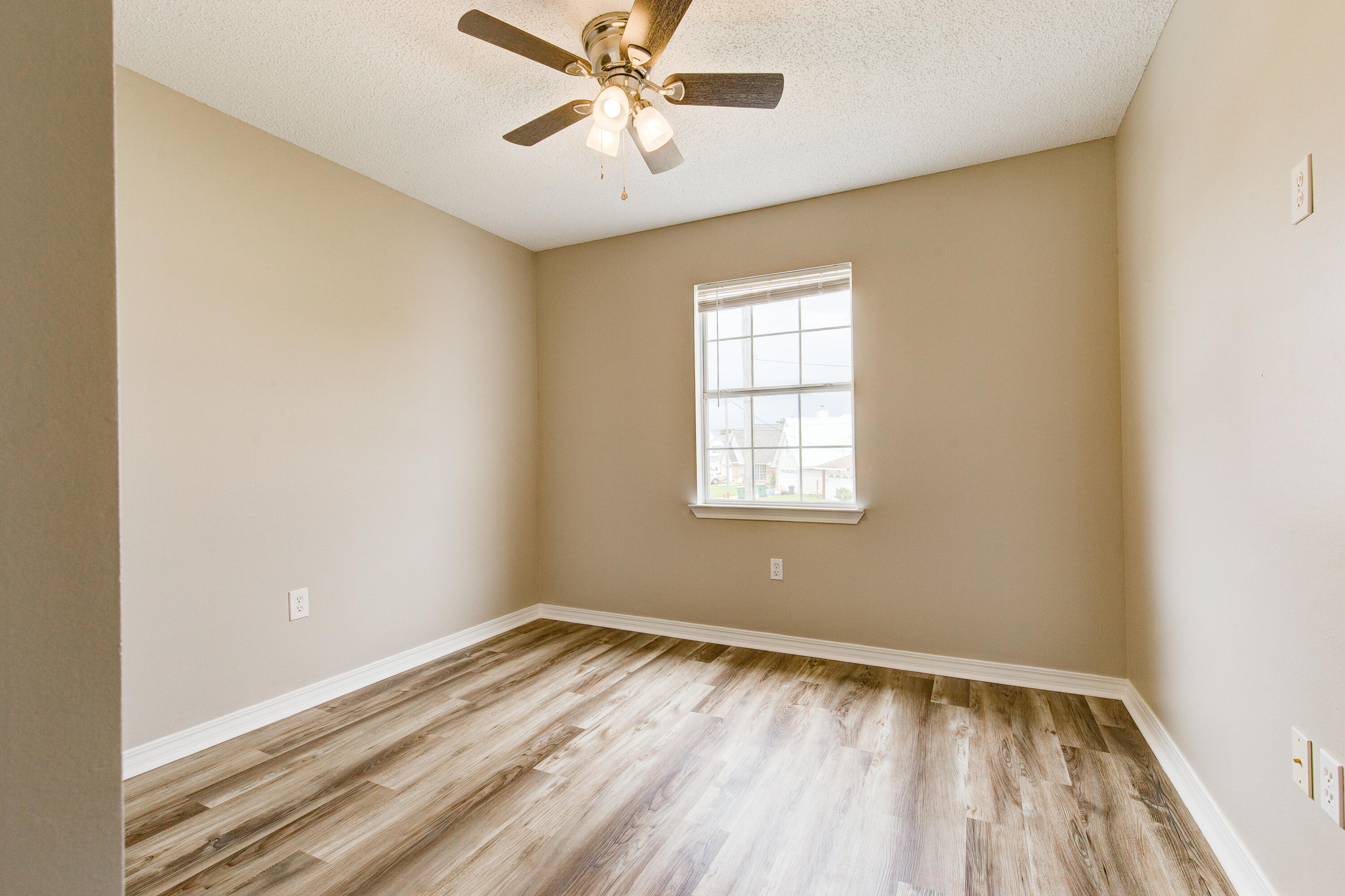 SANDY RIDGE ESTATES - Residential