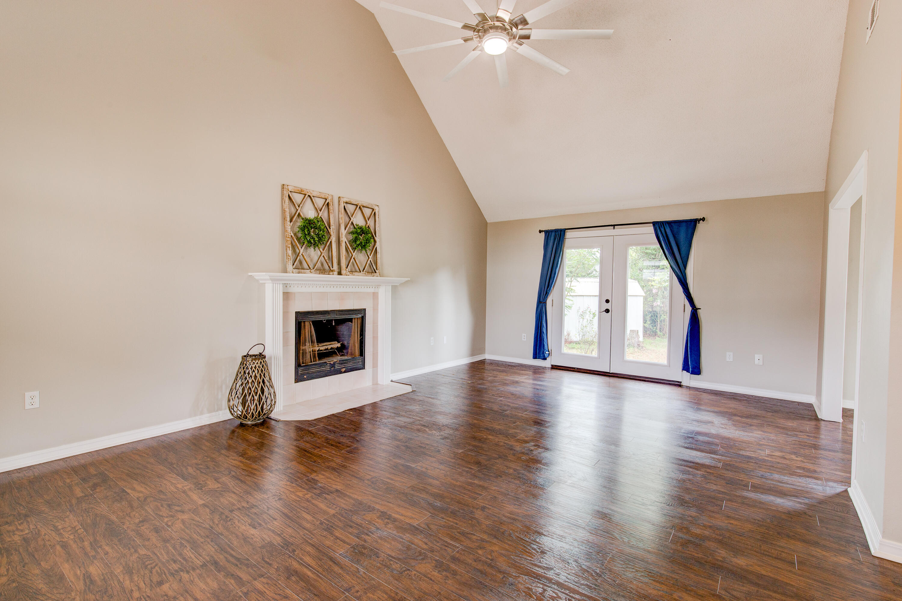 SANDY RIDGE ESTATES - Residential